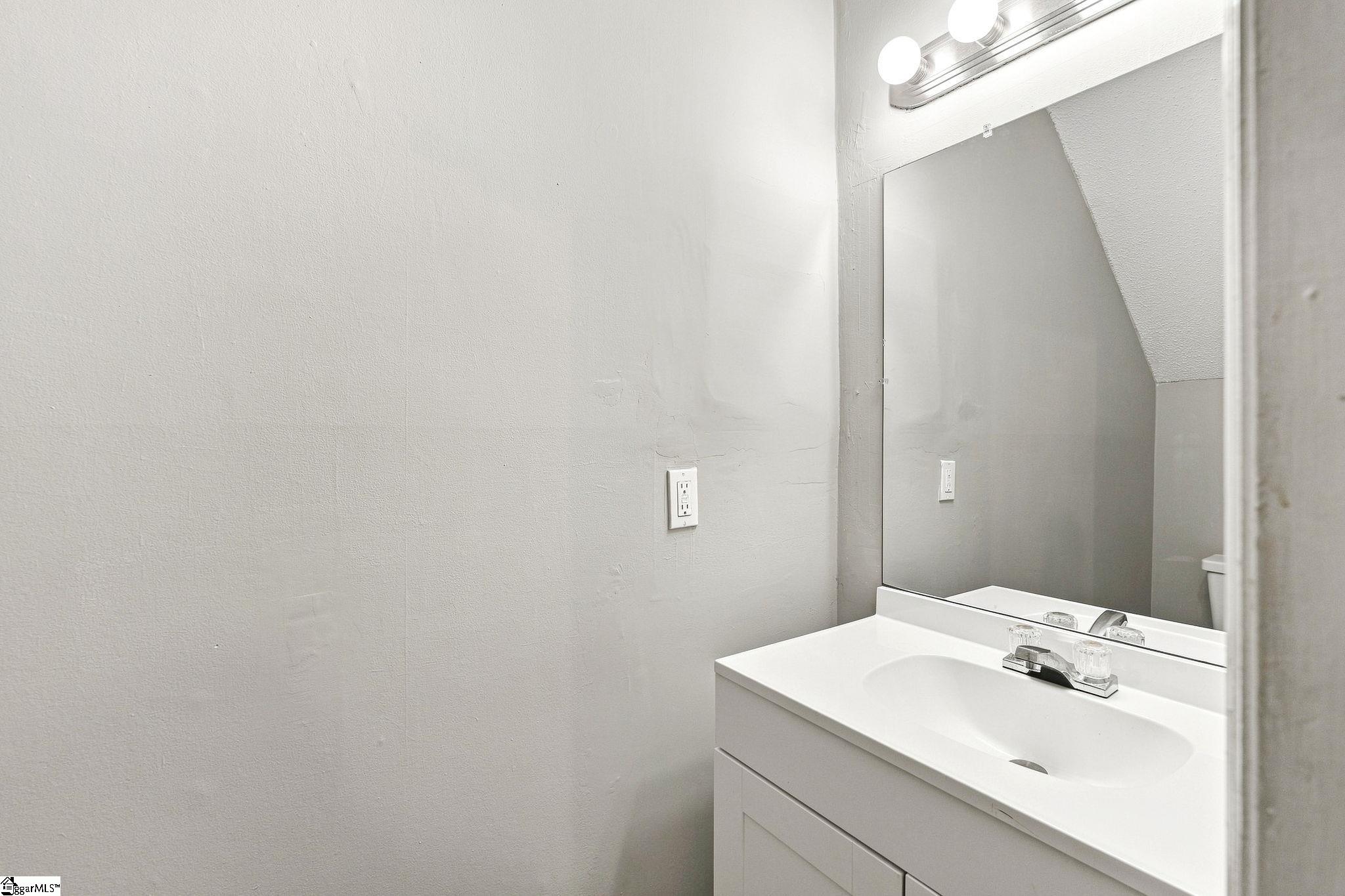 4 Birchview Street Property Photo 12