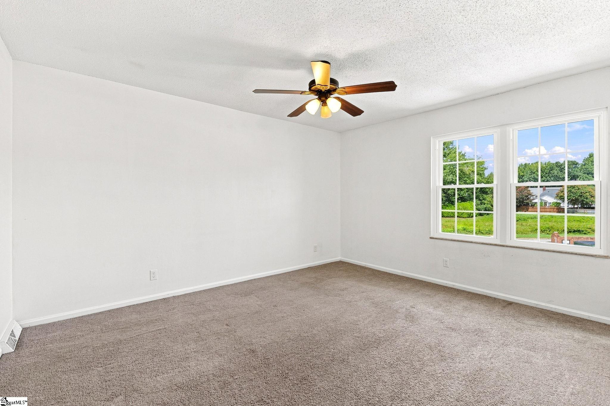 4 Birchview Street Property Photo 14