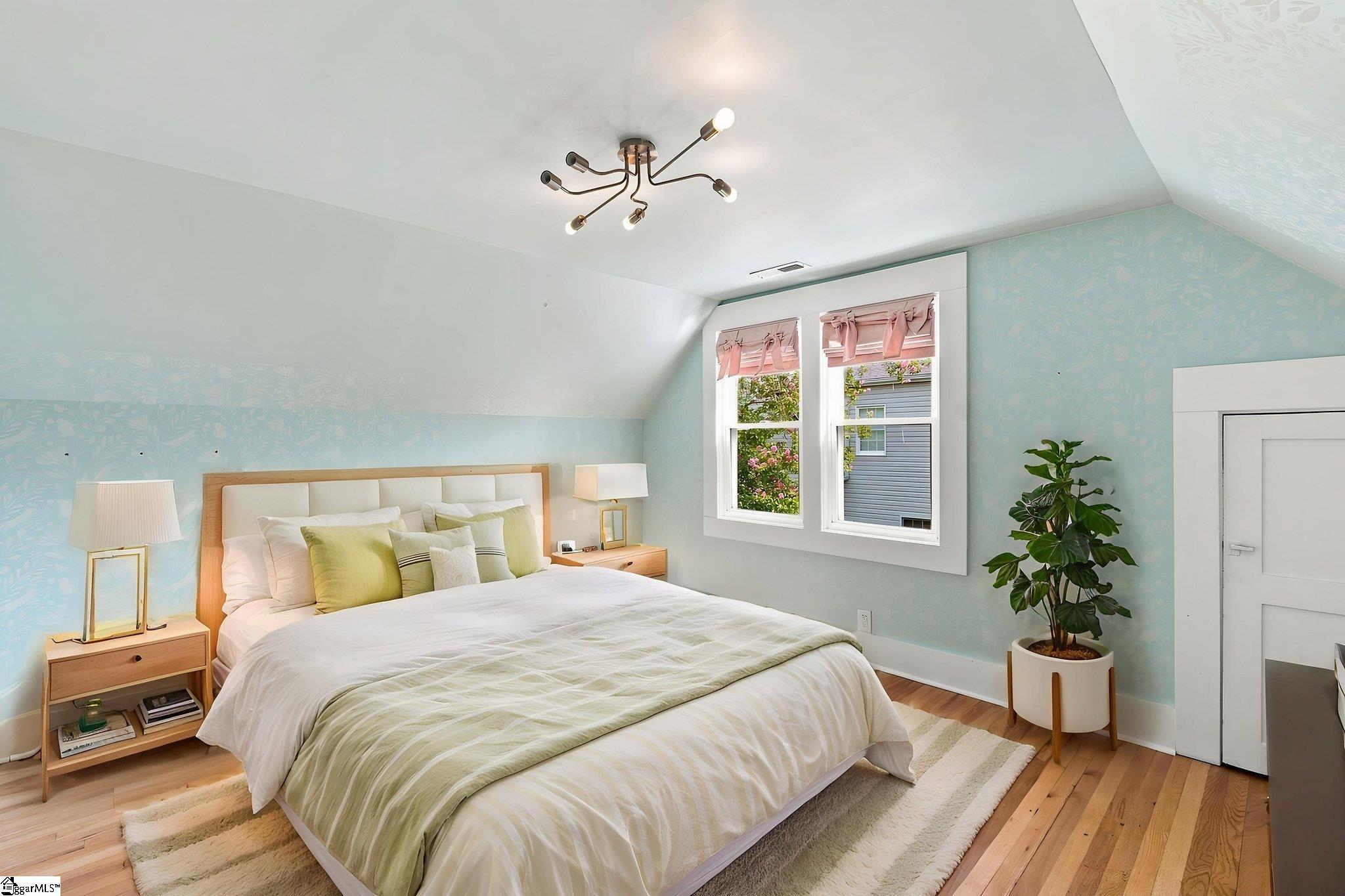 7 Longview Terrace Property Photo 17
