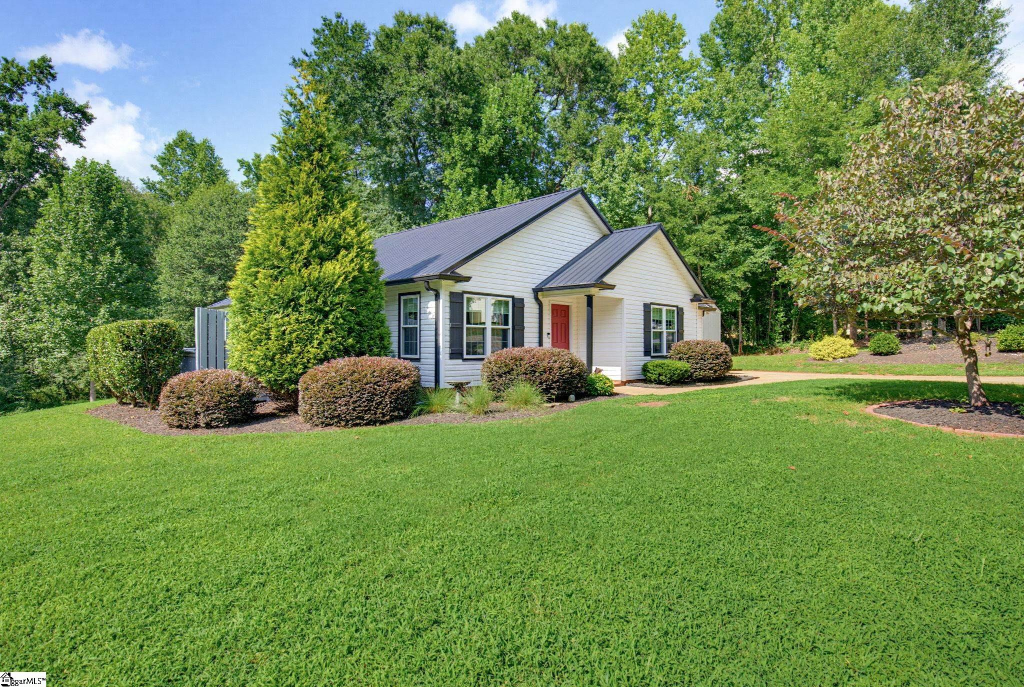 101 Valleydale Court Property Photo 2