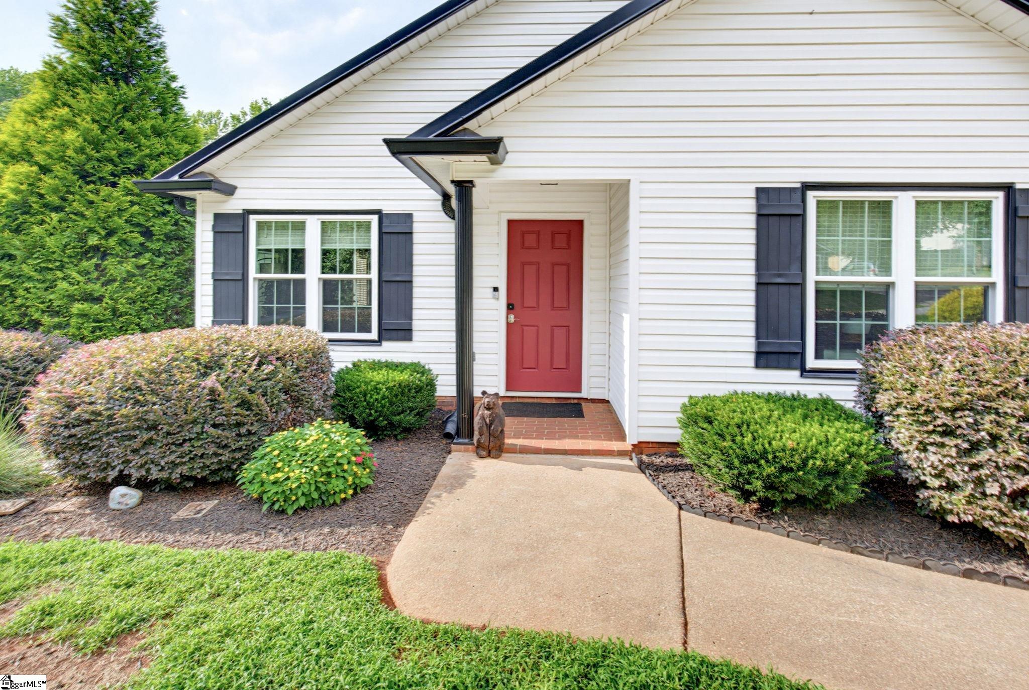 101 Valleydale Court Property Photo 4
