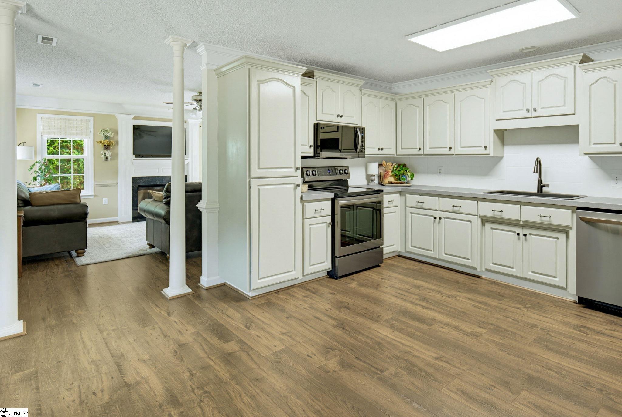 101 Valleydale Court Property Photo 11
