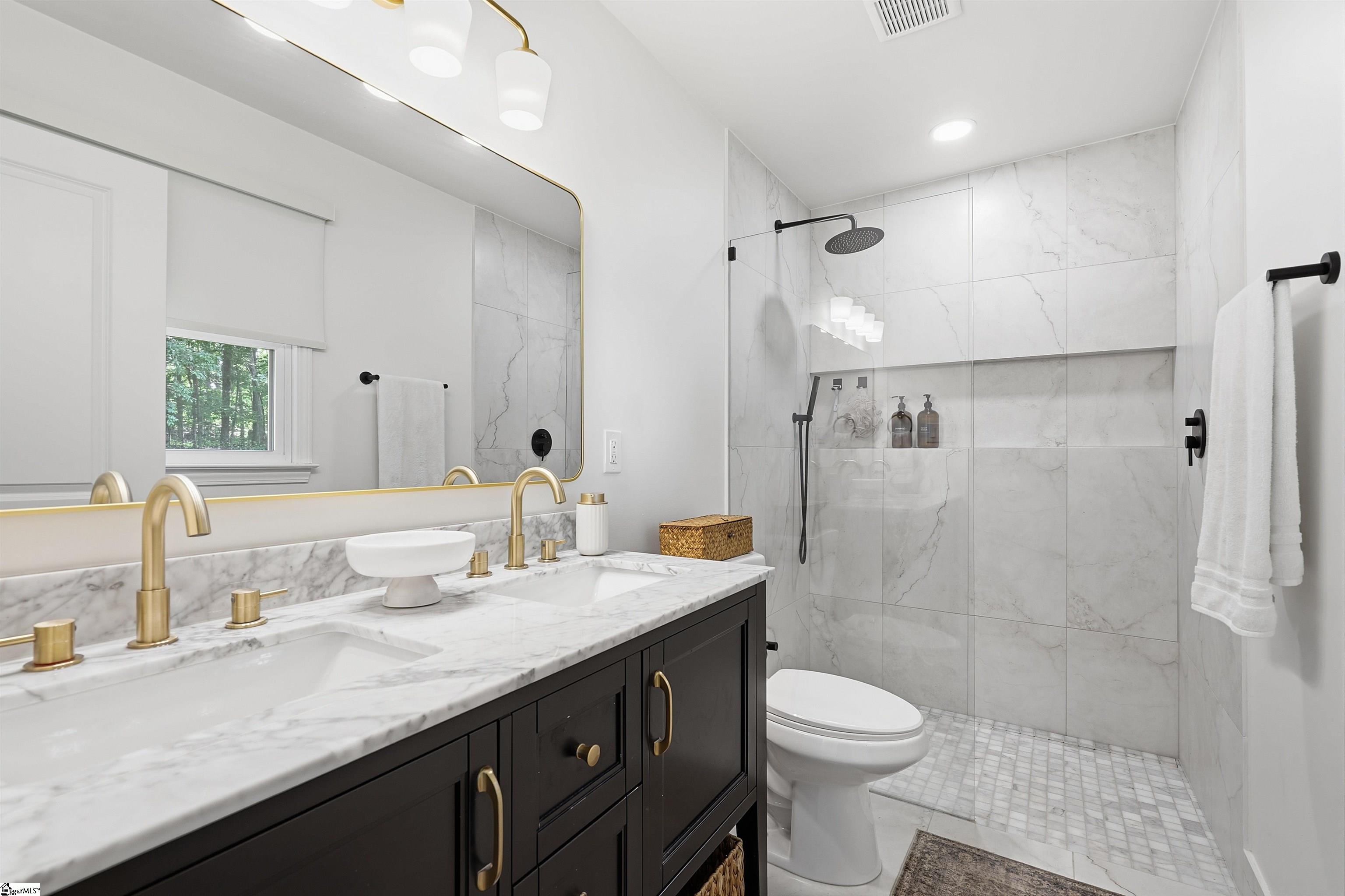 107 Lindley Court Property Photo 18