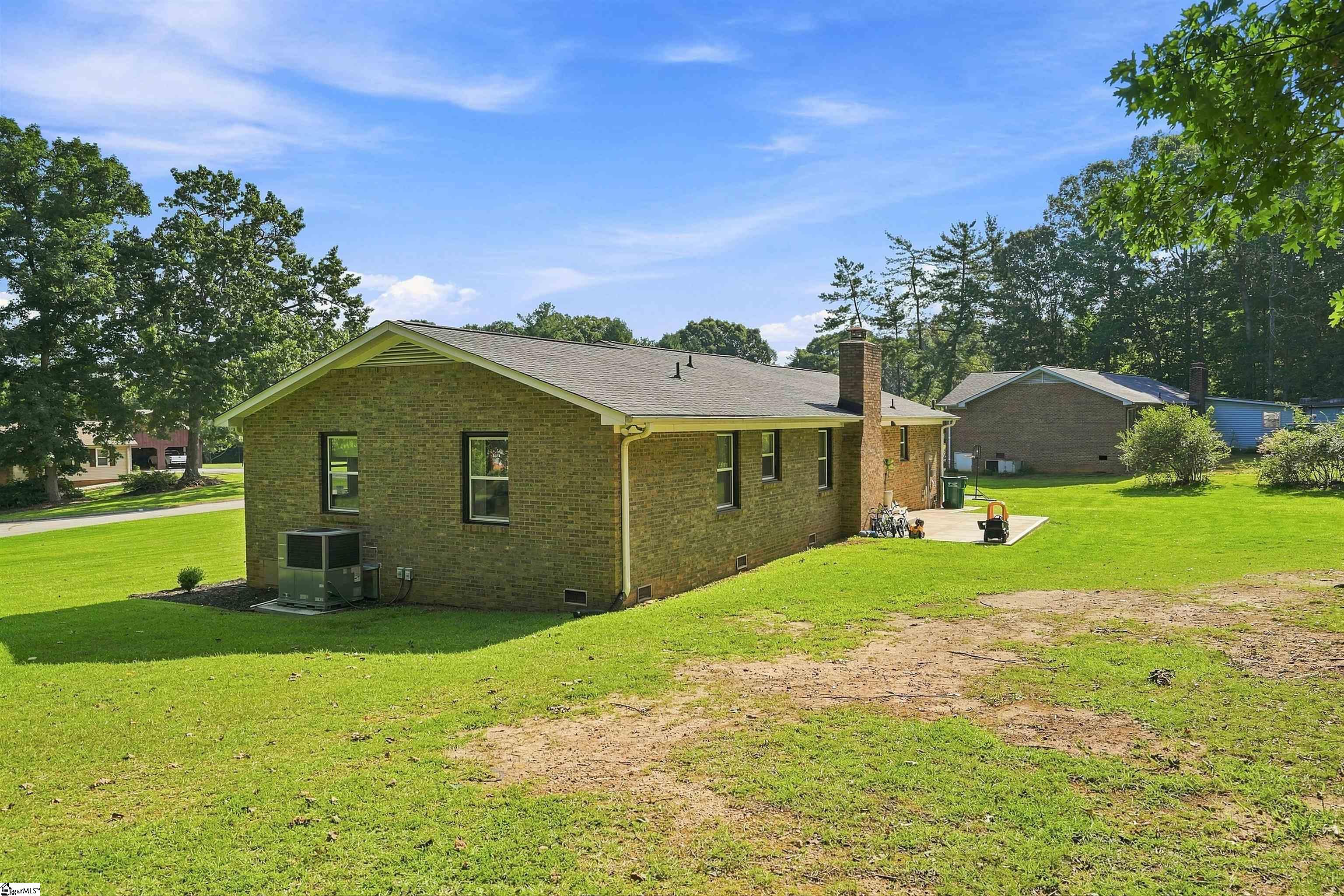 107 Lindley Court Property Photo 26