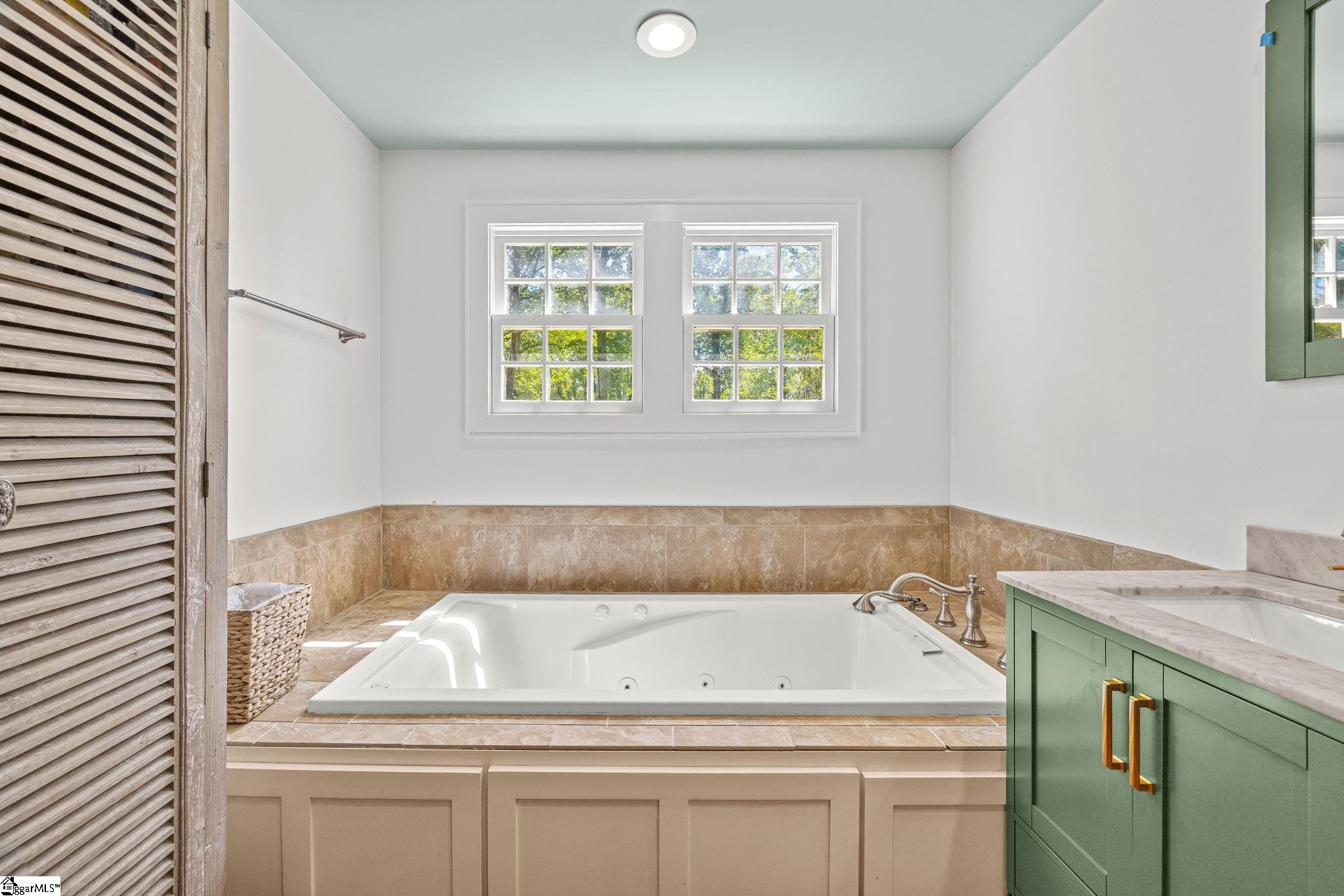 312 Mcdonald Street Property Photo 8