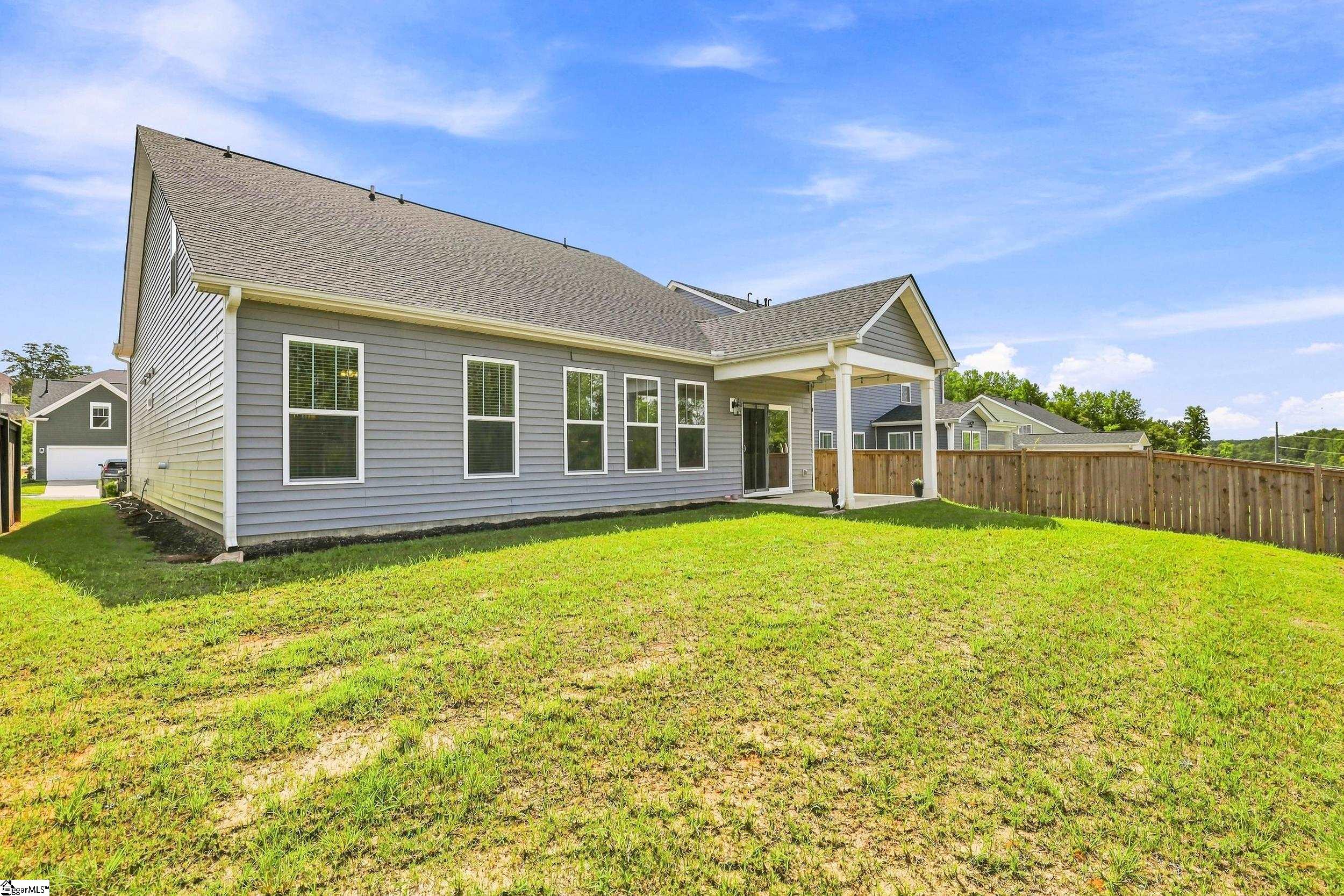 117 Whitman Way Property Photo 9