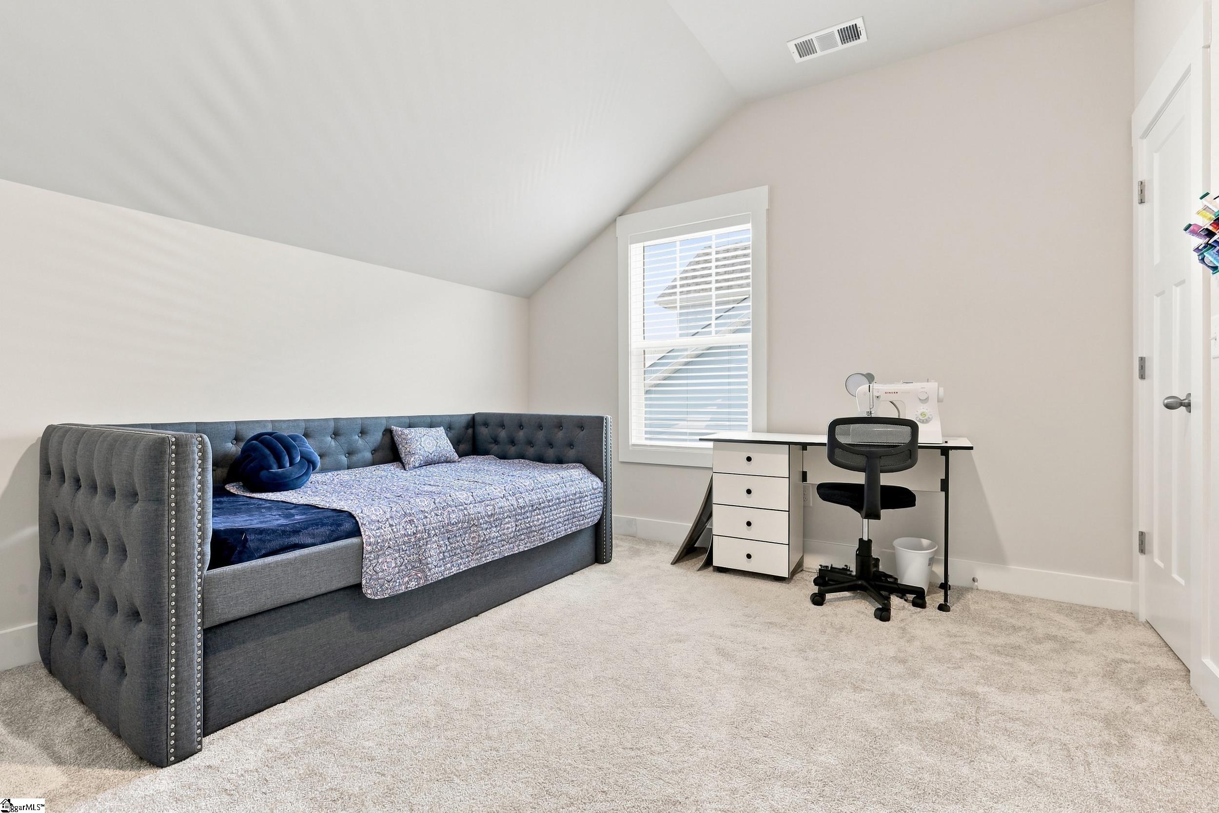 117 Whitman Way Property Photo 35