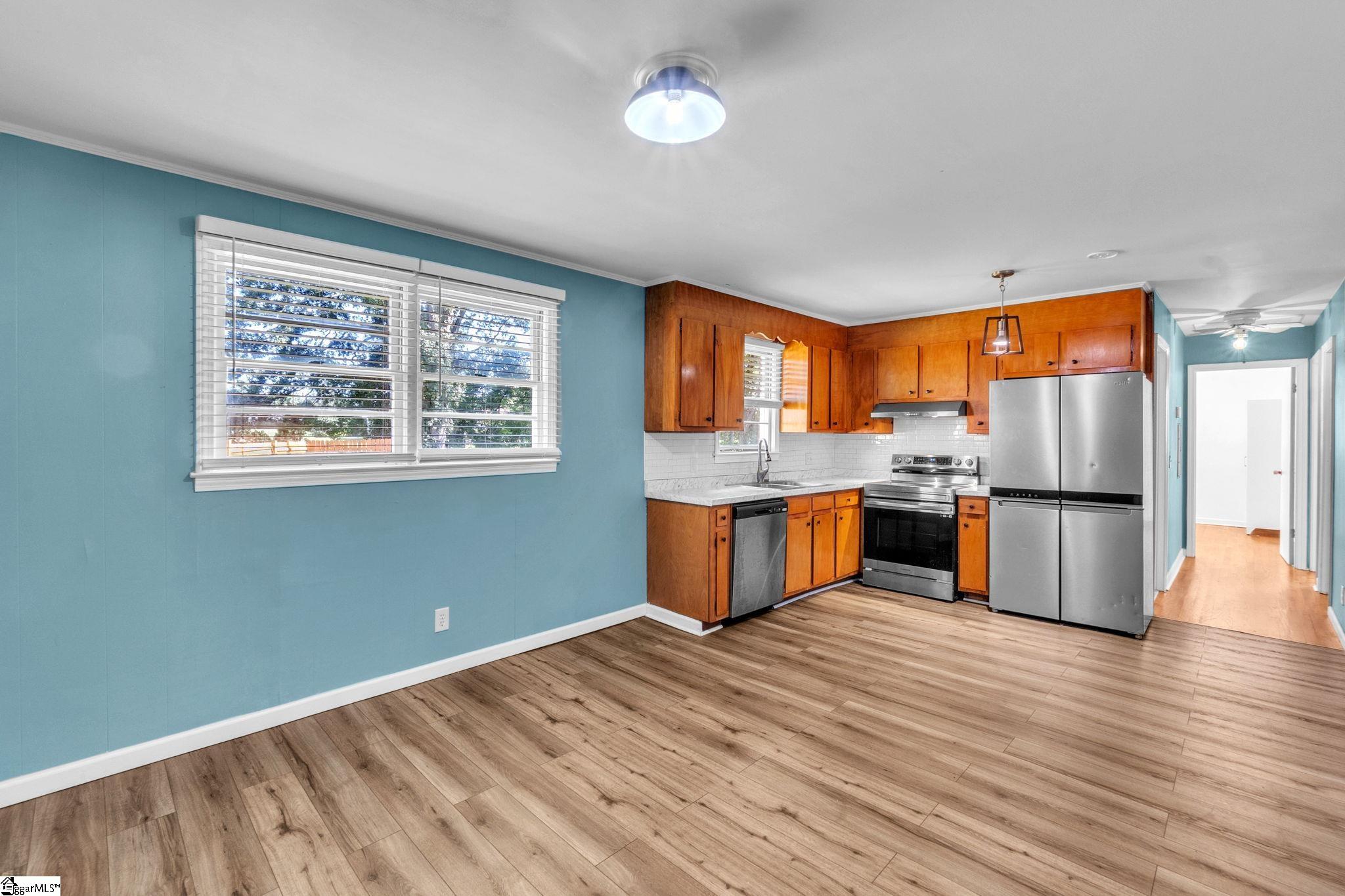 903 Brushy Creek Road Property Photo 4