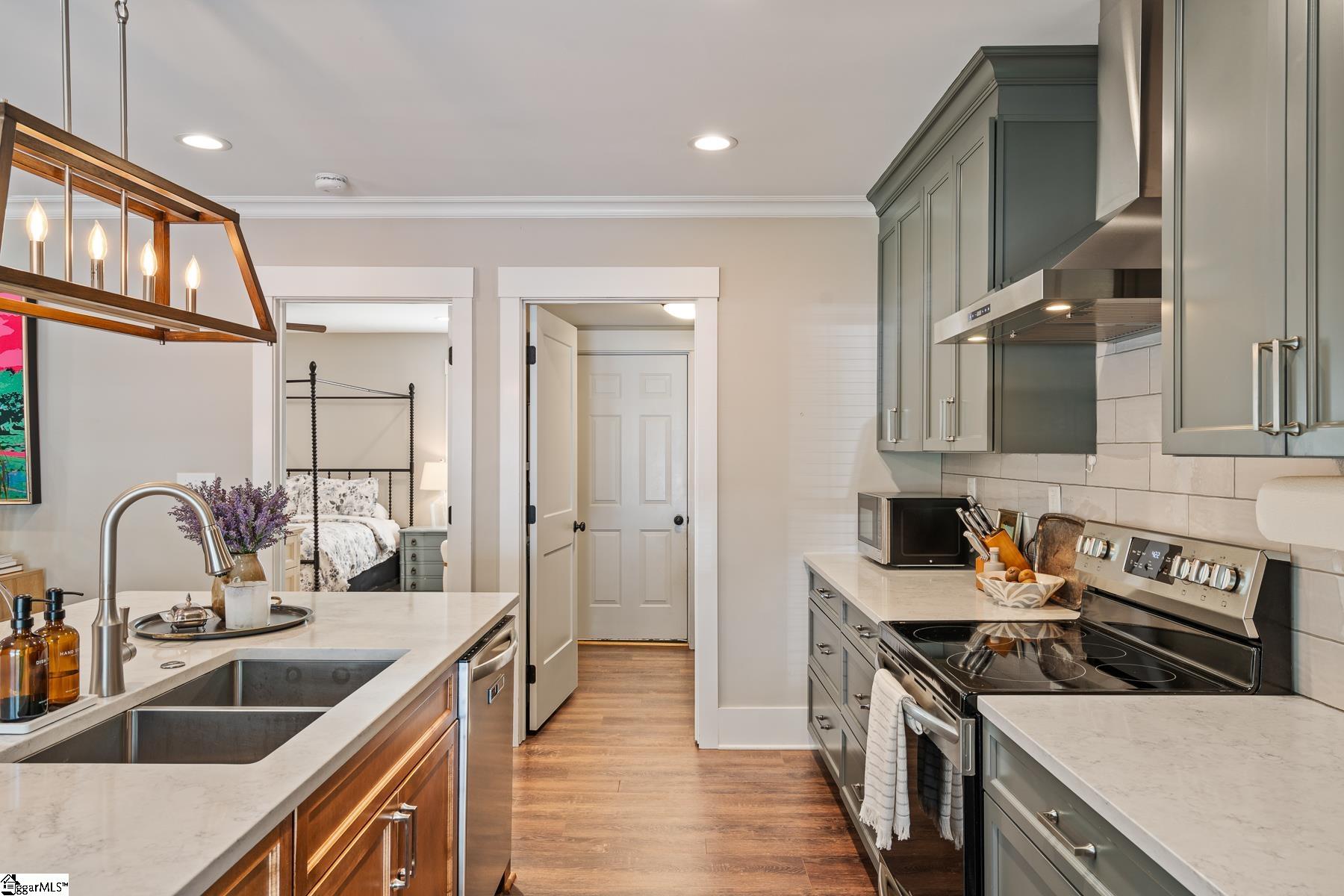 24 Brookdale Avenue Property Photo 8
