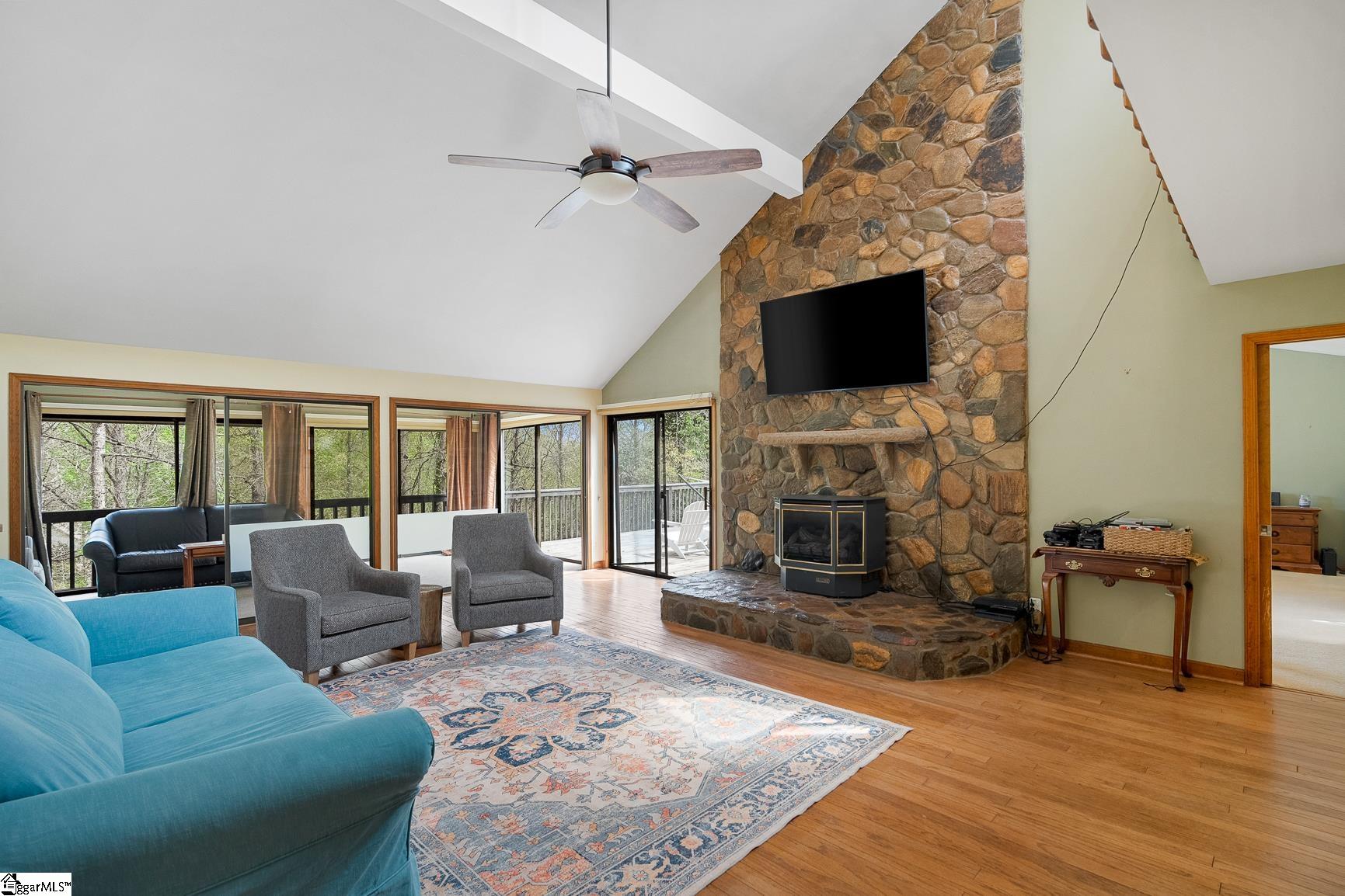 1493 Iroquois Drive Property Photo 3