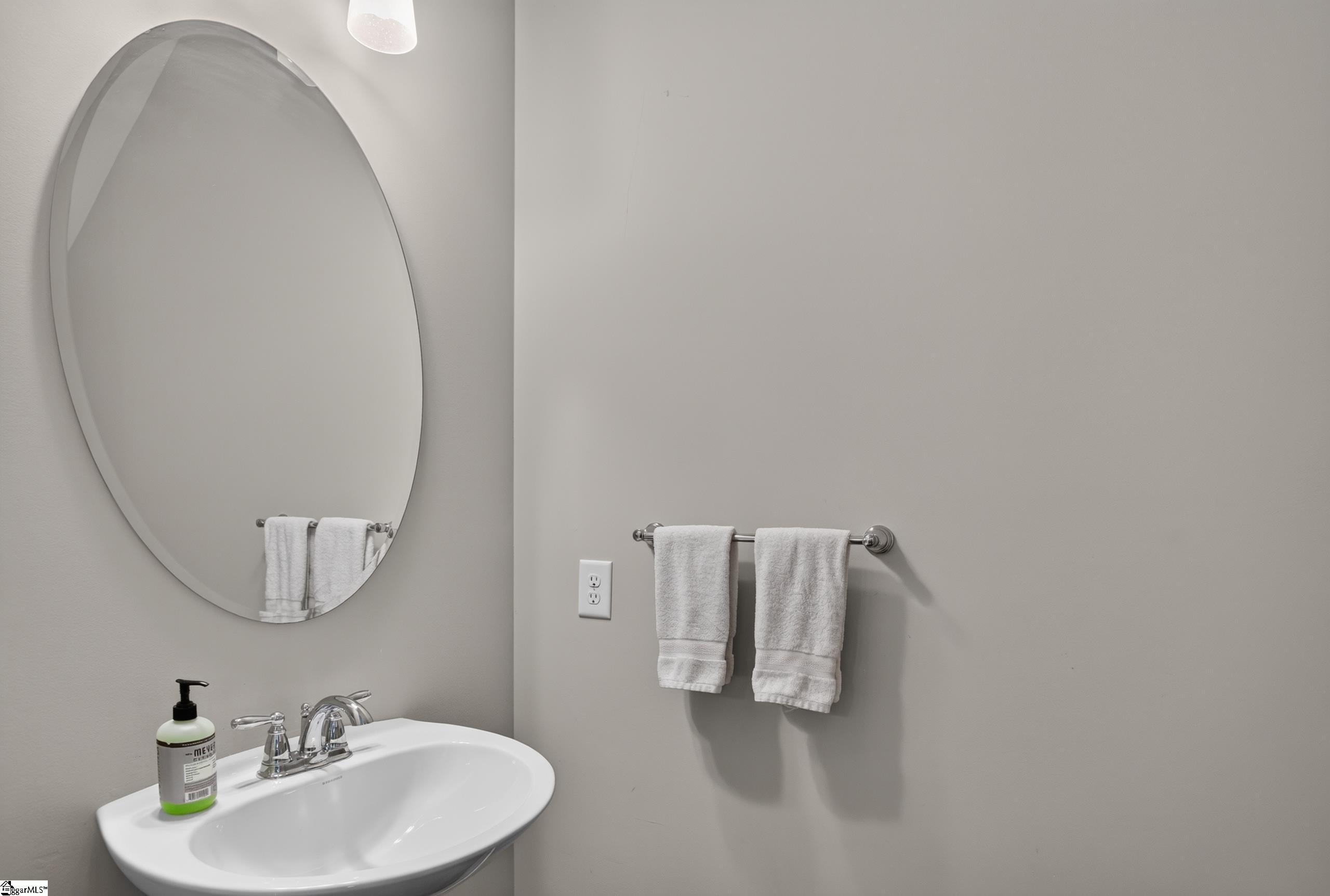 112 Tuttle Street Property Photo 21