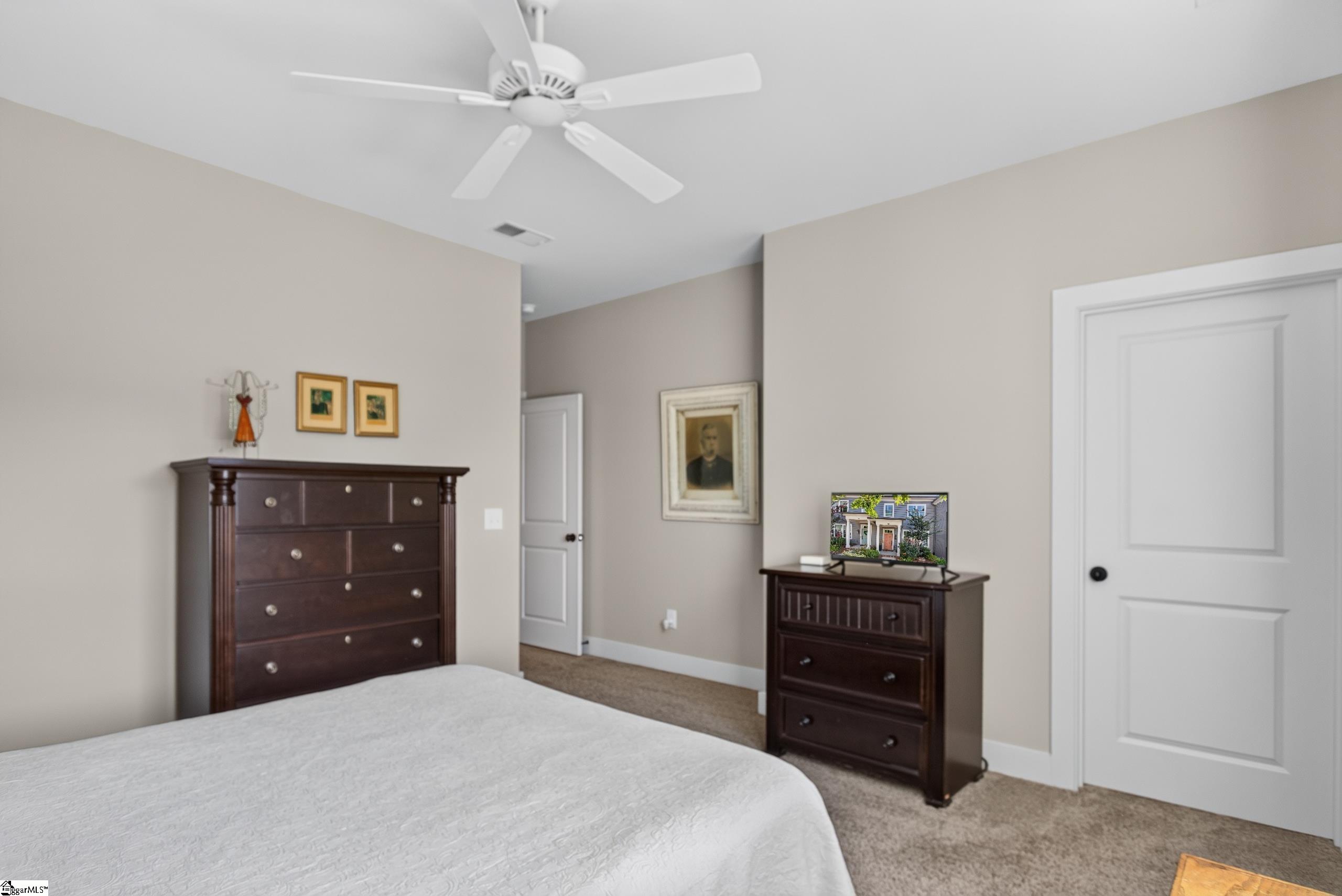 112 Tuttle Street Property Photo 28