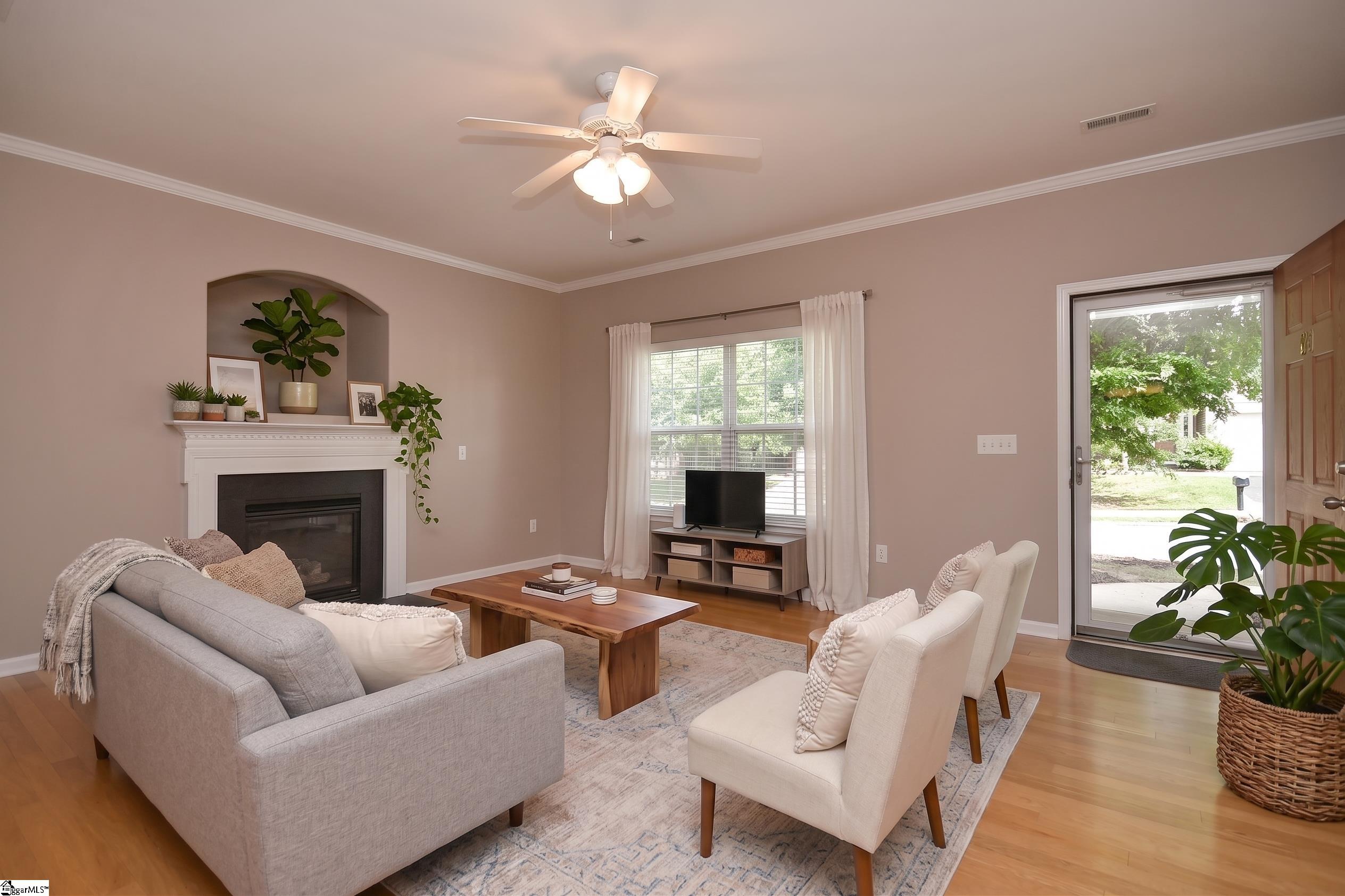 621 Summerville Way Property Photo 10