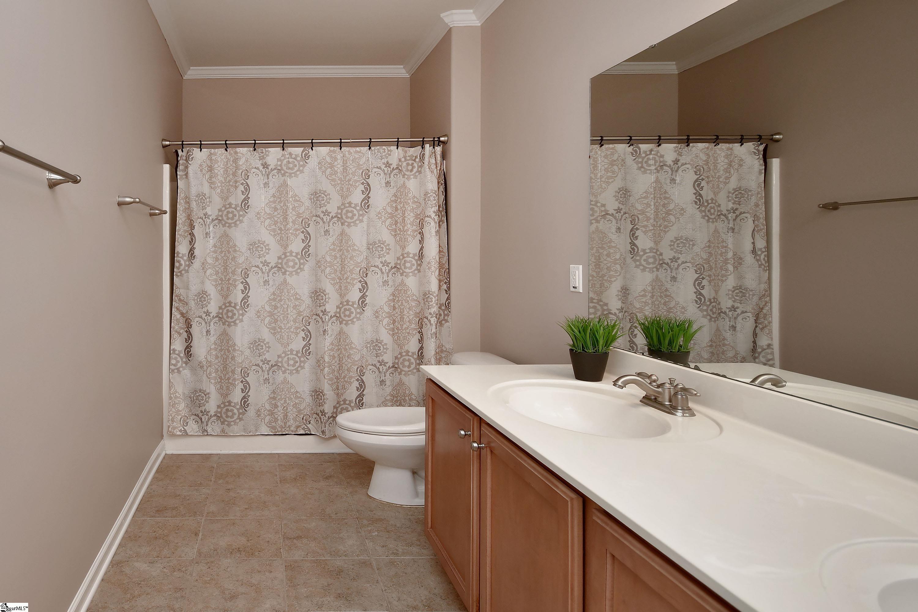 621 Summerville Way Property Photo 18
