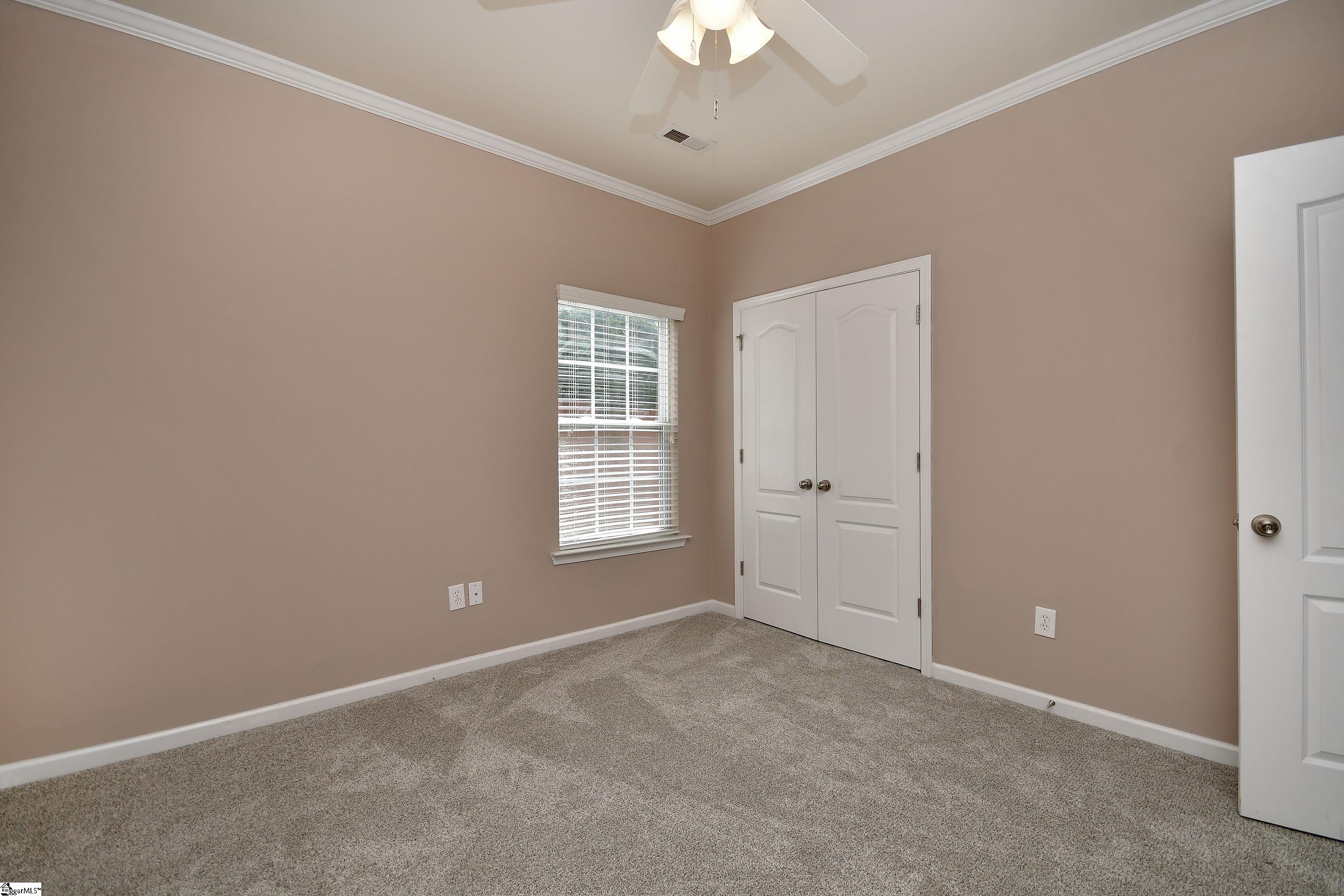621 Summerville Way Property Photo 26