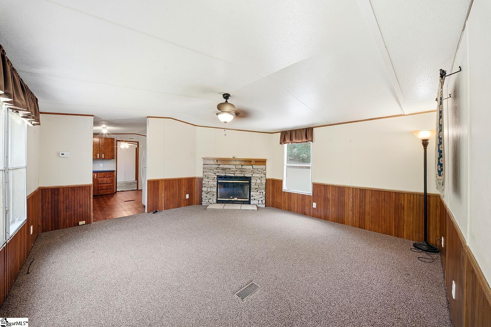 586 Kimbark Lane Property Photo 18