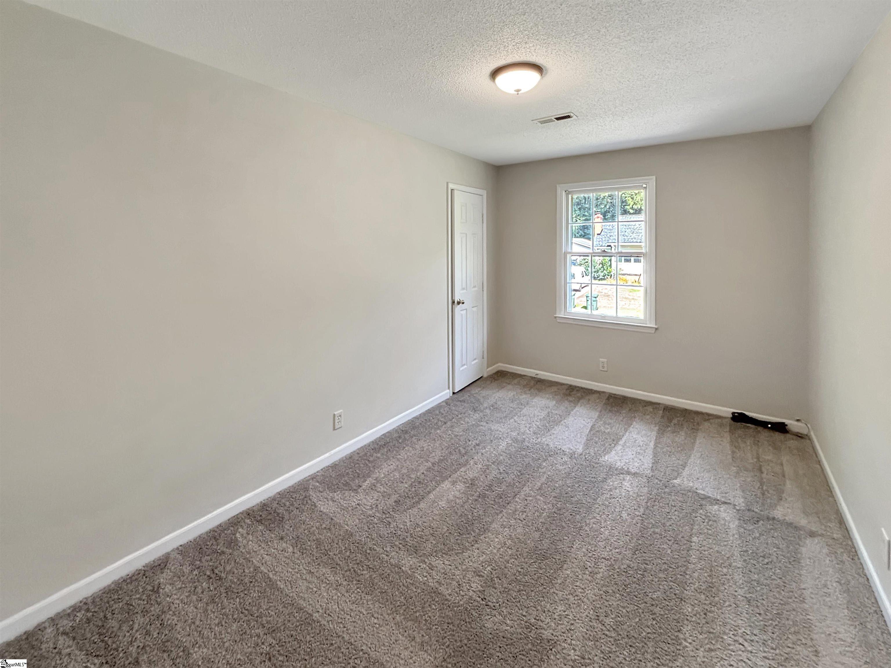 1600732 Property Photo 9