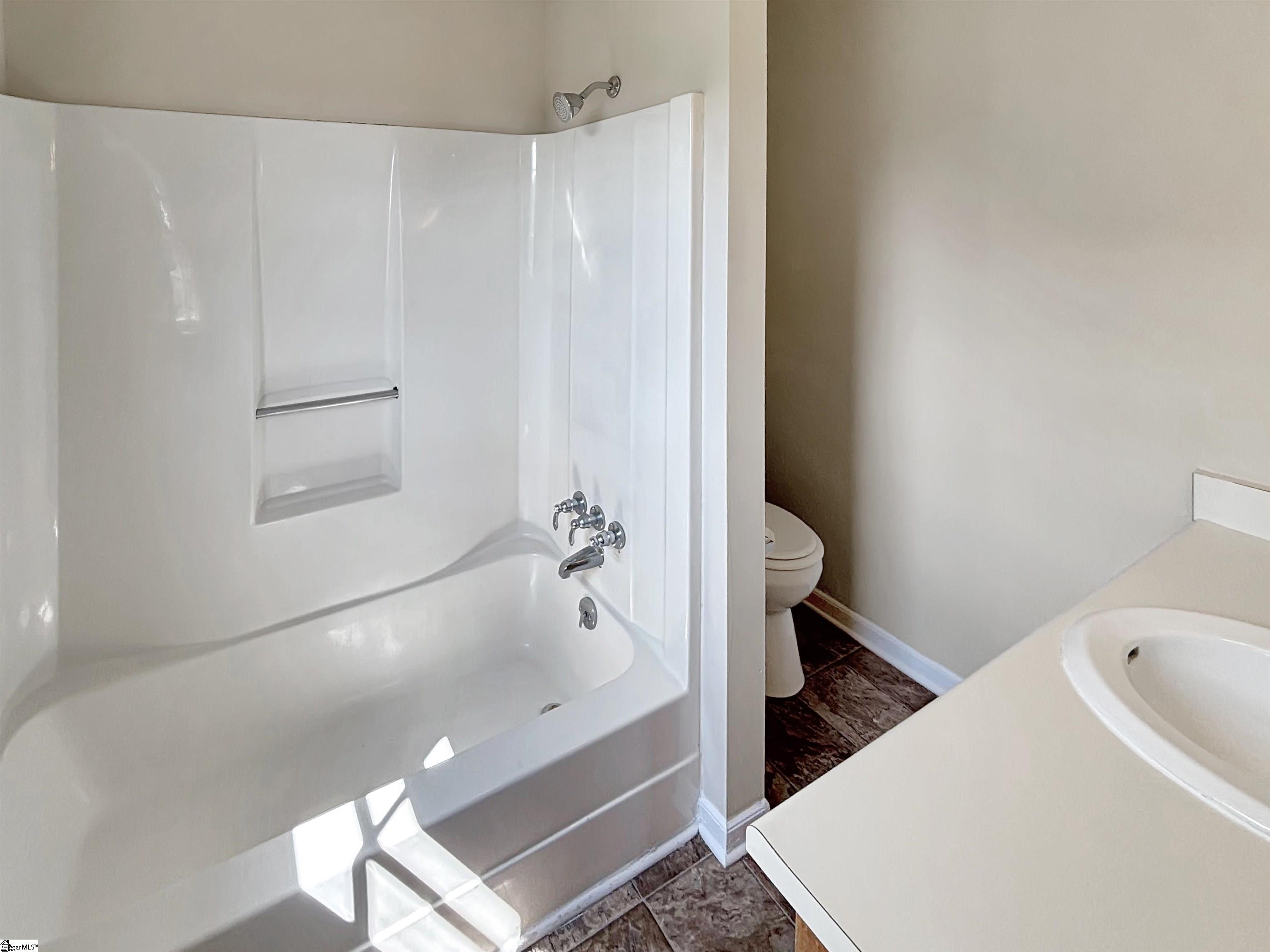 1600732 Property Photo 12