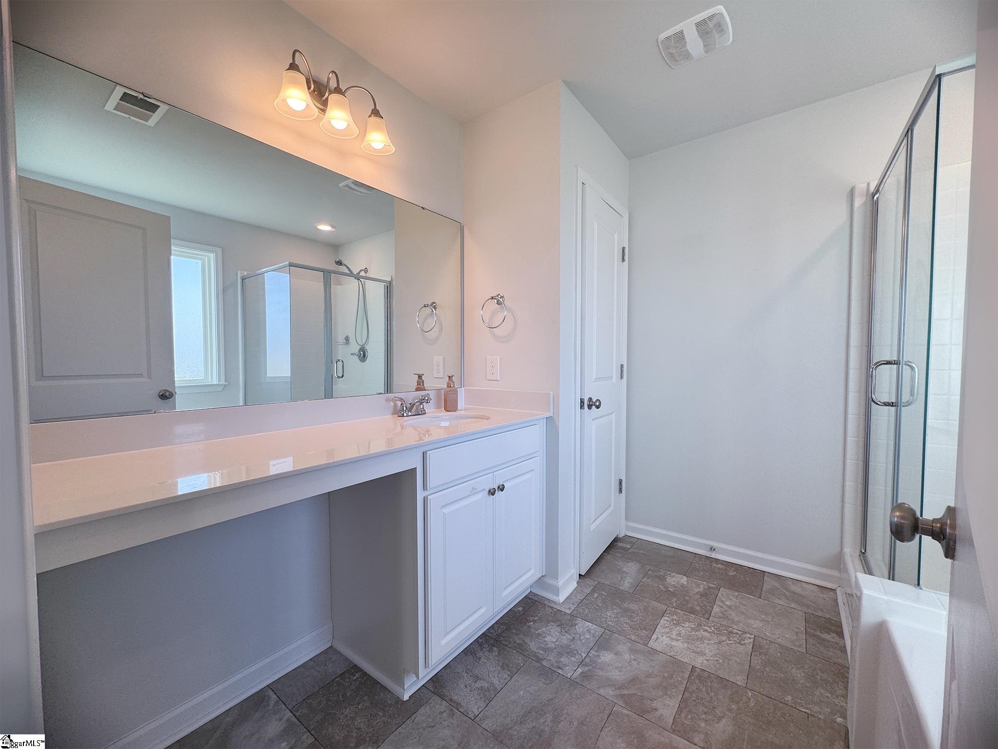 411 Whittier Street Property Photo 12