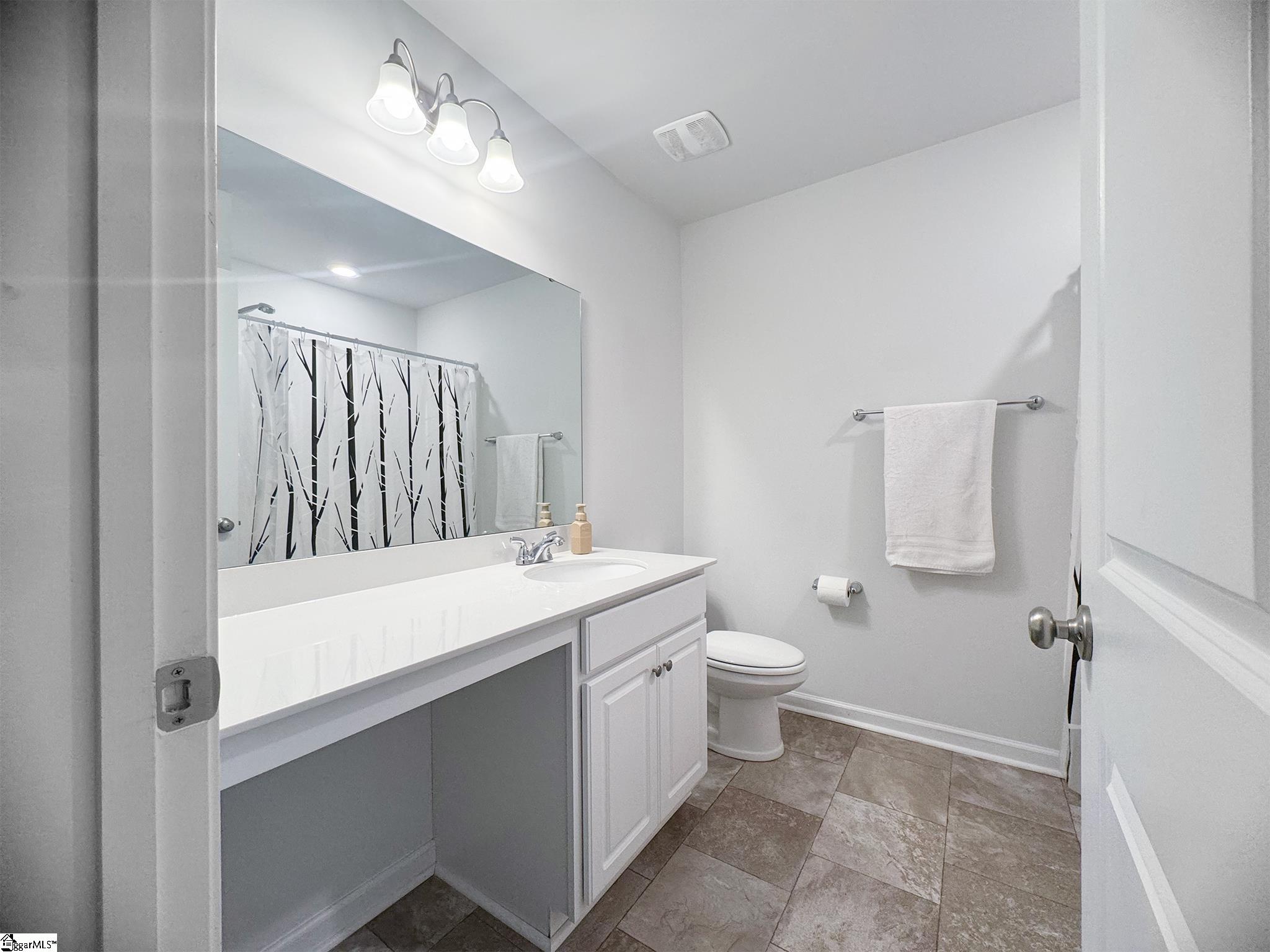 411 Whittier Street Property Photo 23