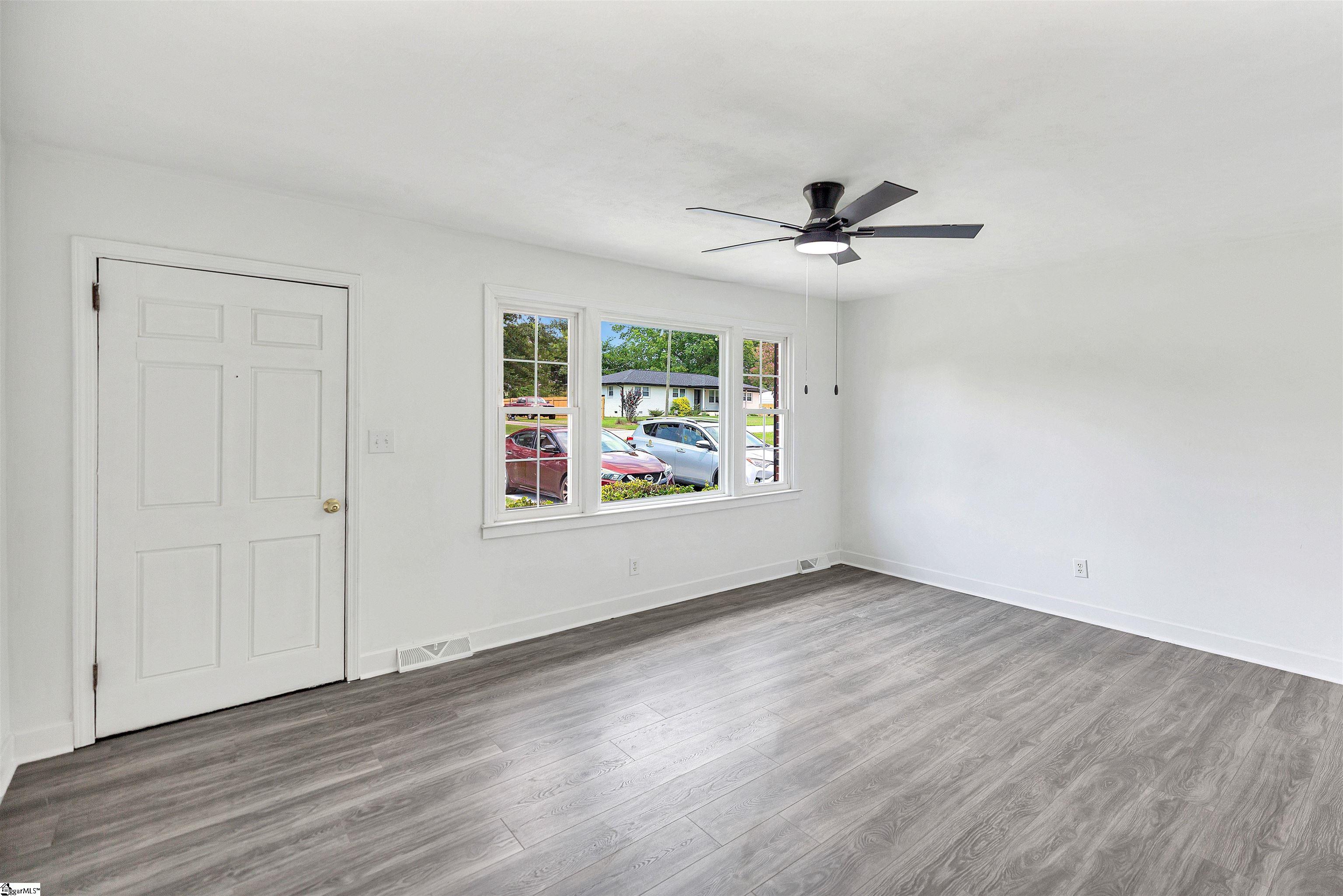 109 Avery Street Property Photo 5