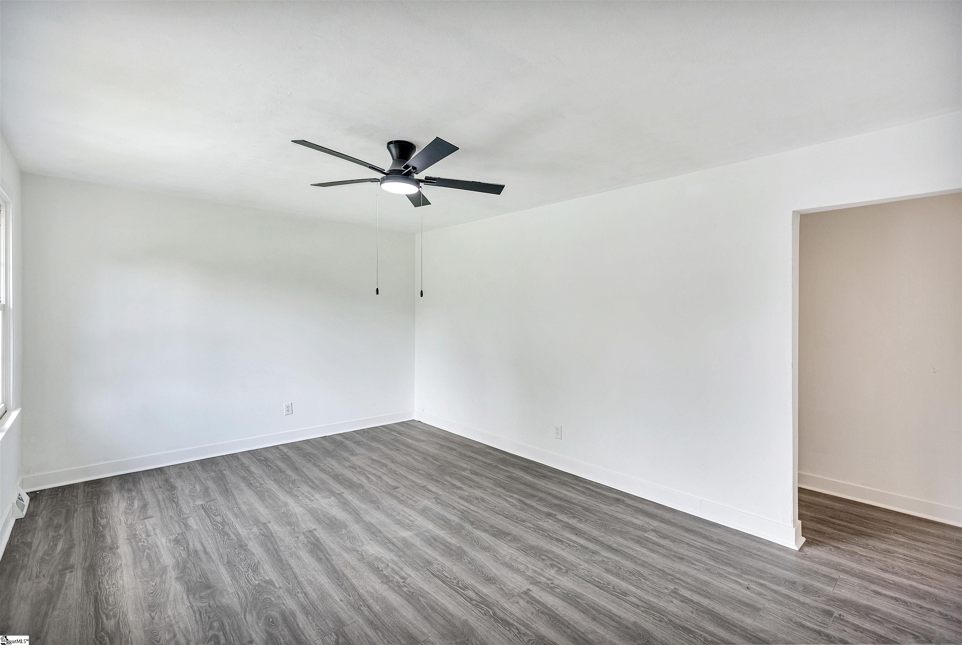 109 Avery Street Property Photo 6