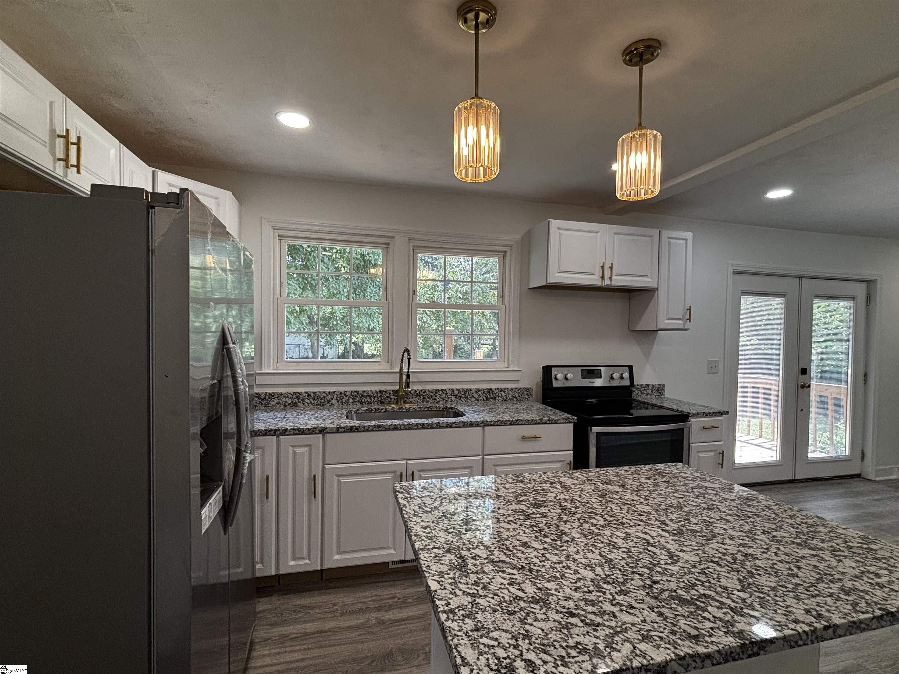 109 Avery Street Property Photo 11