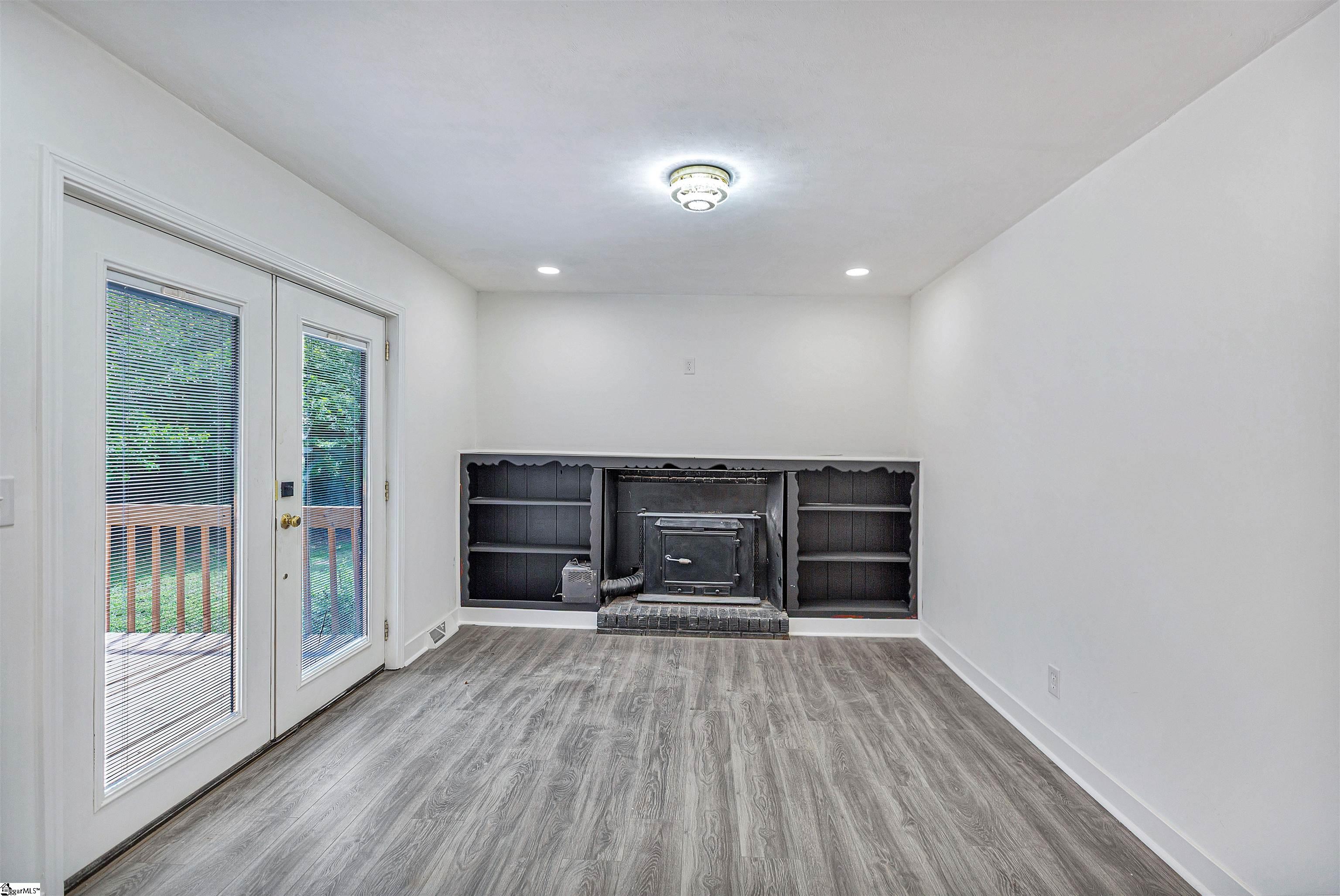 109 Avery Street Property Photo 14