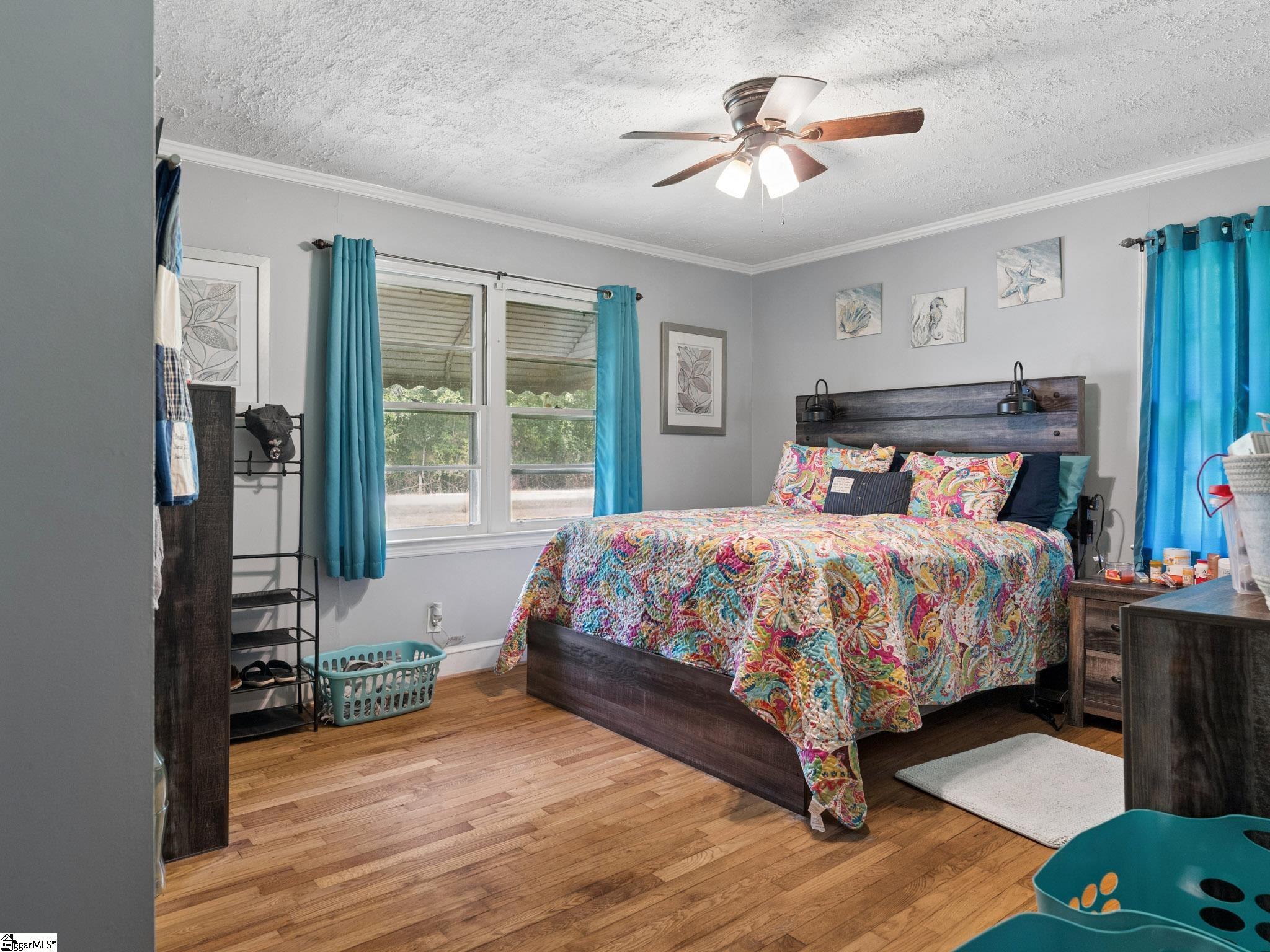 1124 Camelot Forest Property Photo 11