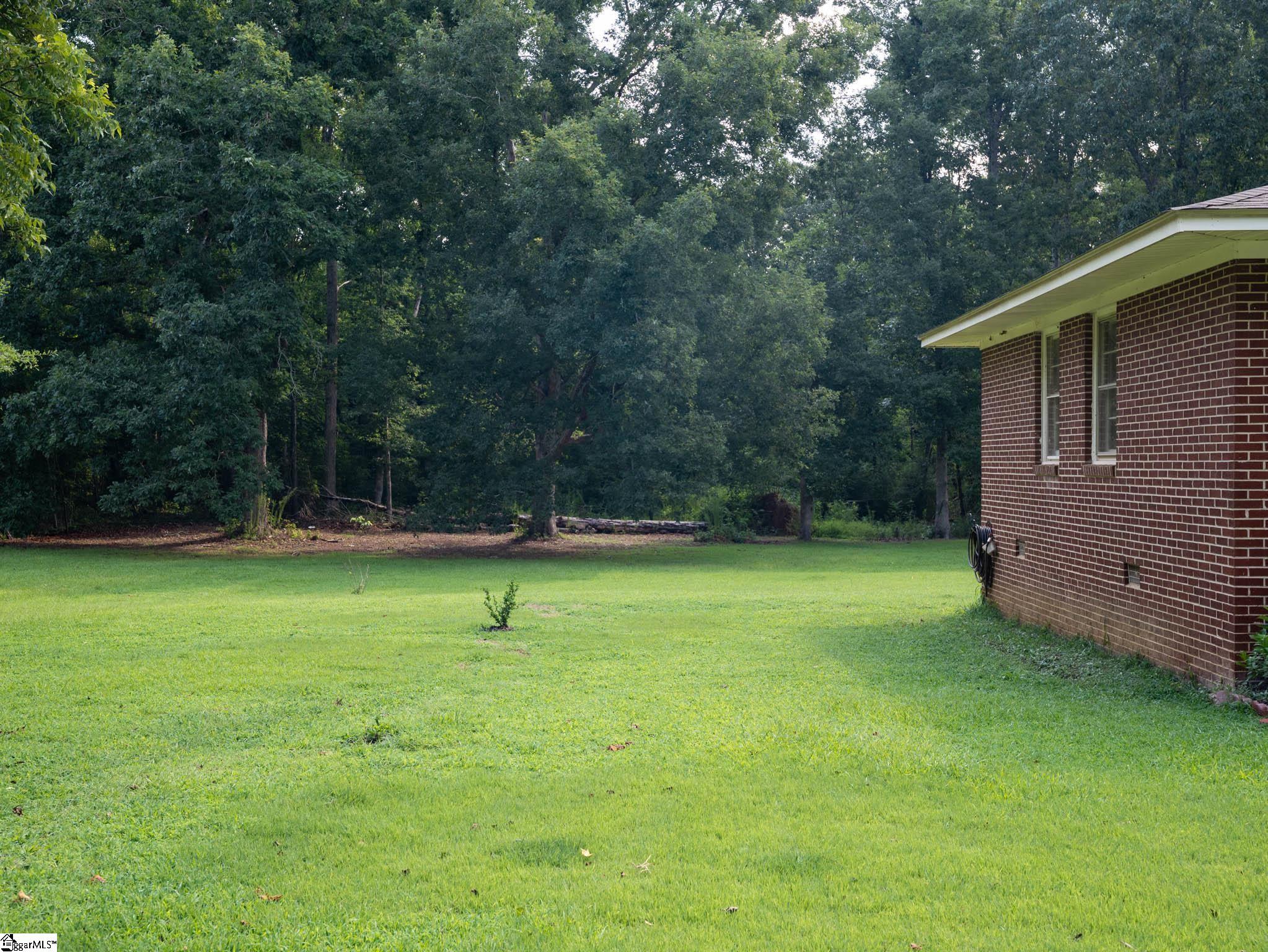 1124 Camelot Forest Property Photo 16