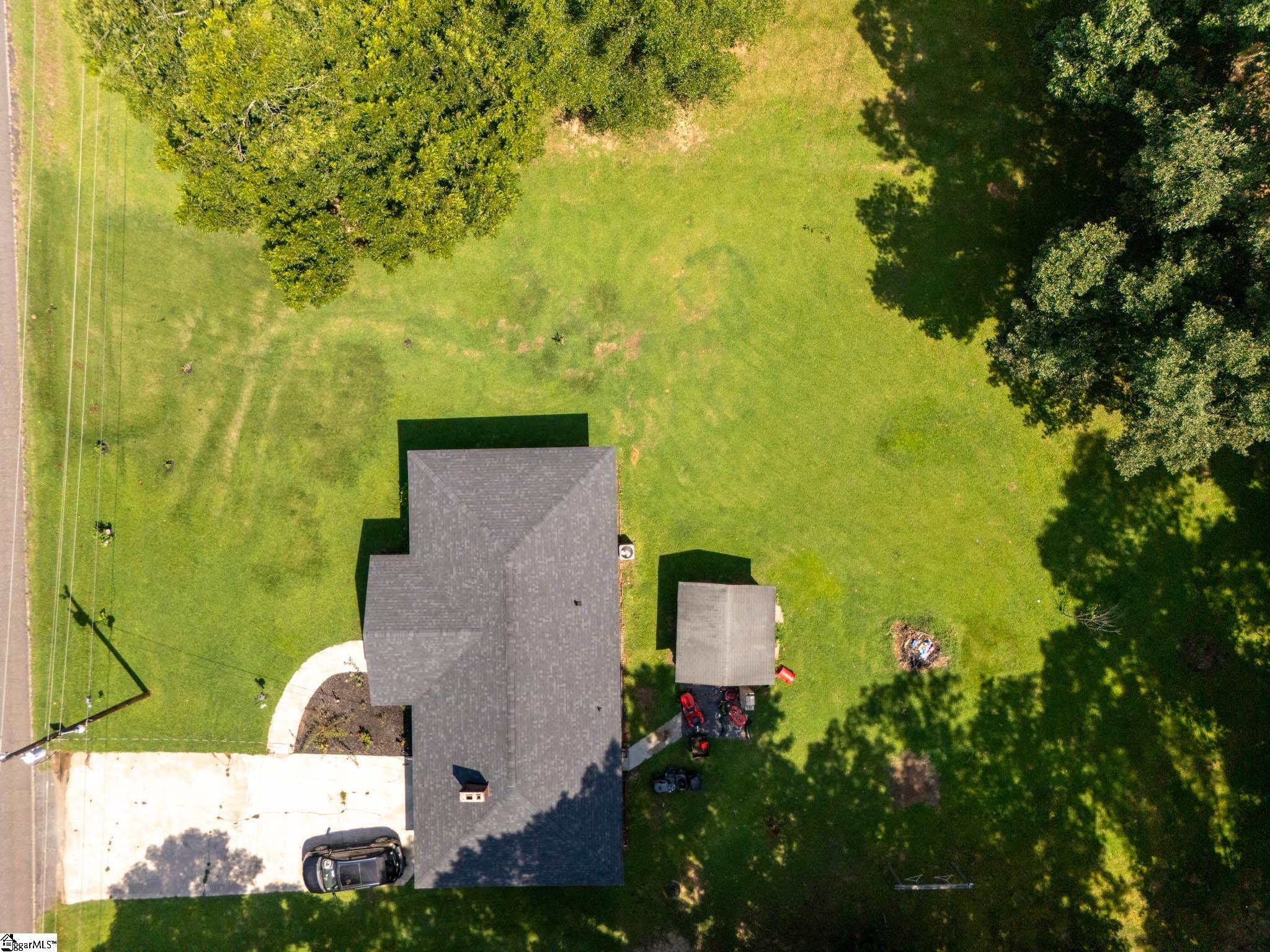 1124 Camelot Forest Property Photo 23