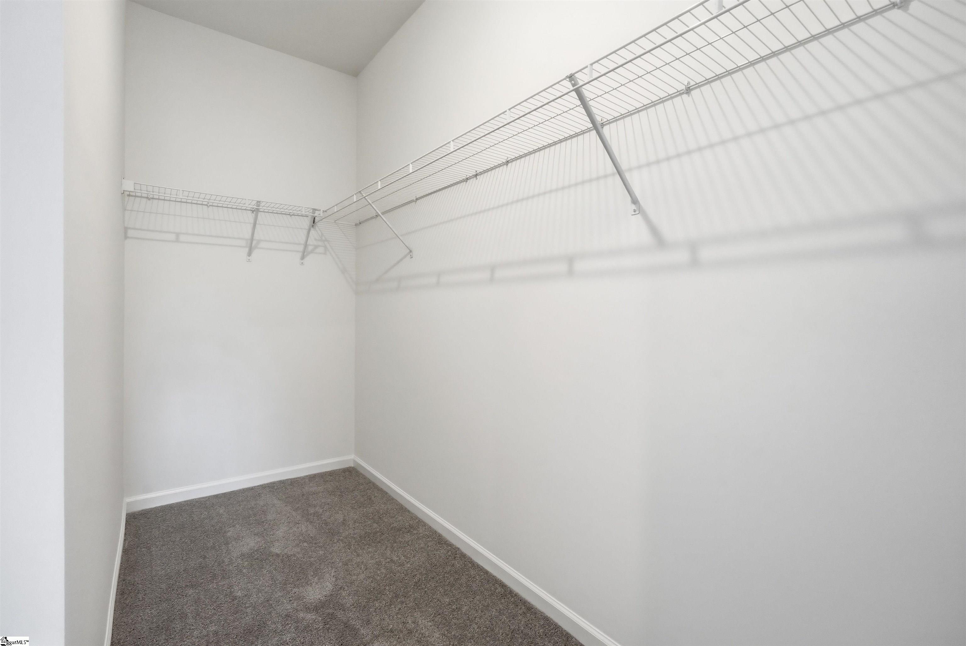162 Farmwell Drive Property Photo 4
