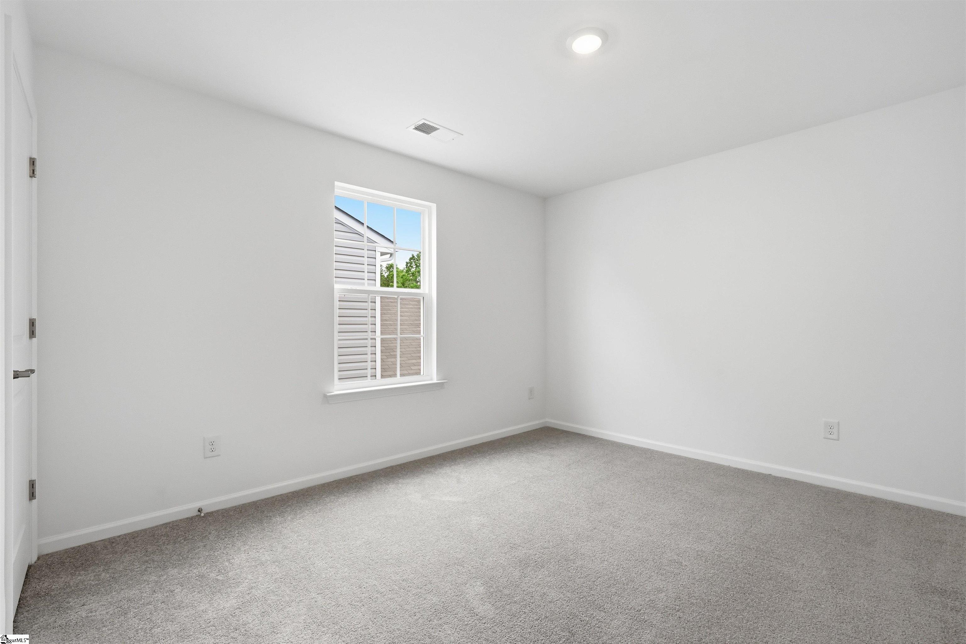 162 Farmwell Drive Property Photo 10