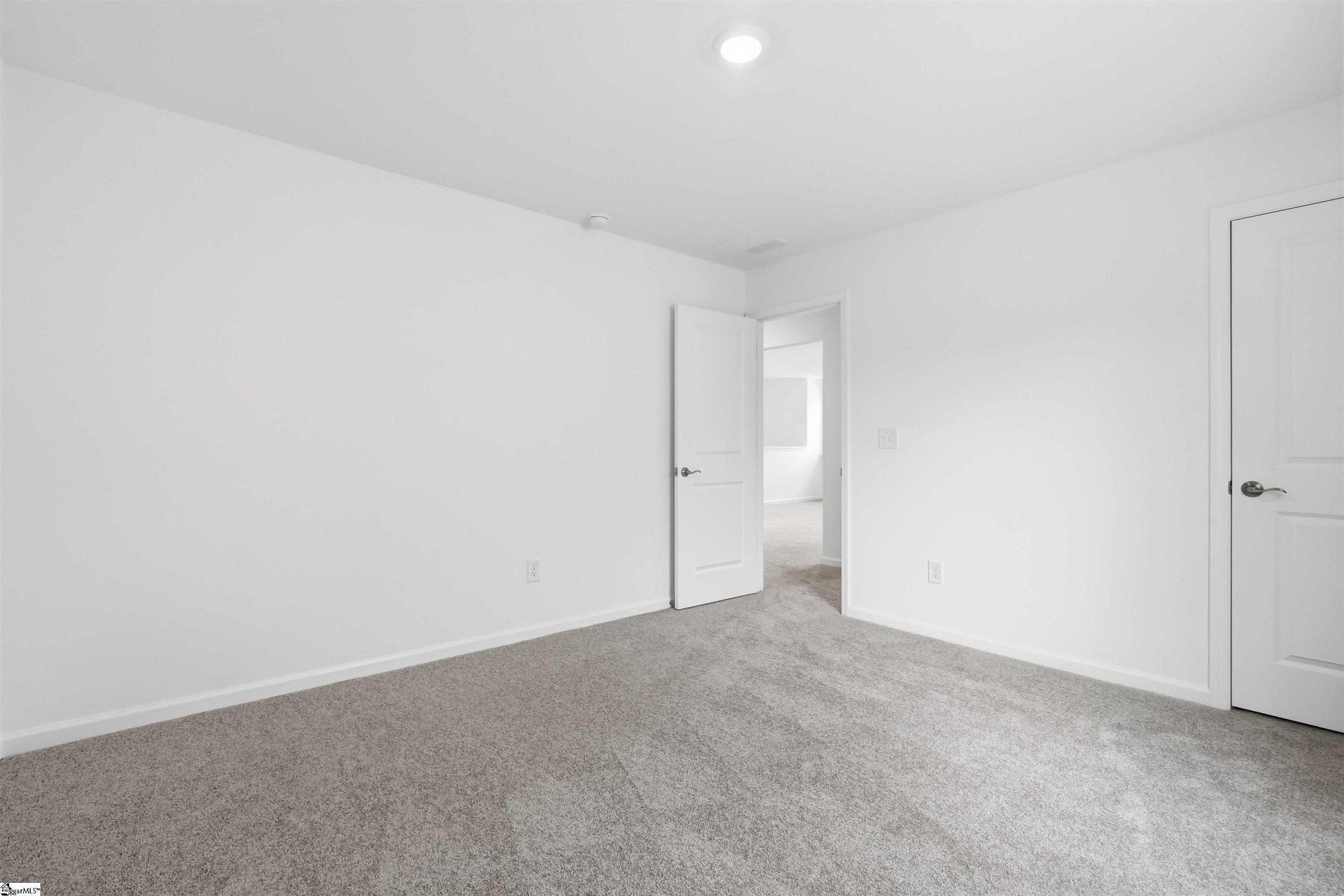162 Farmwell Drive Property Photo 11