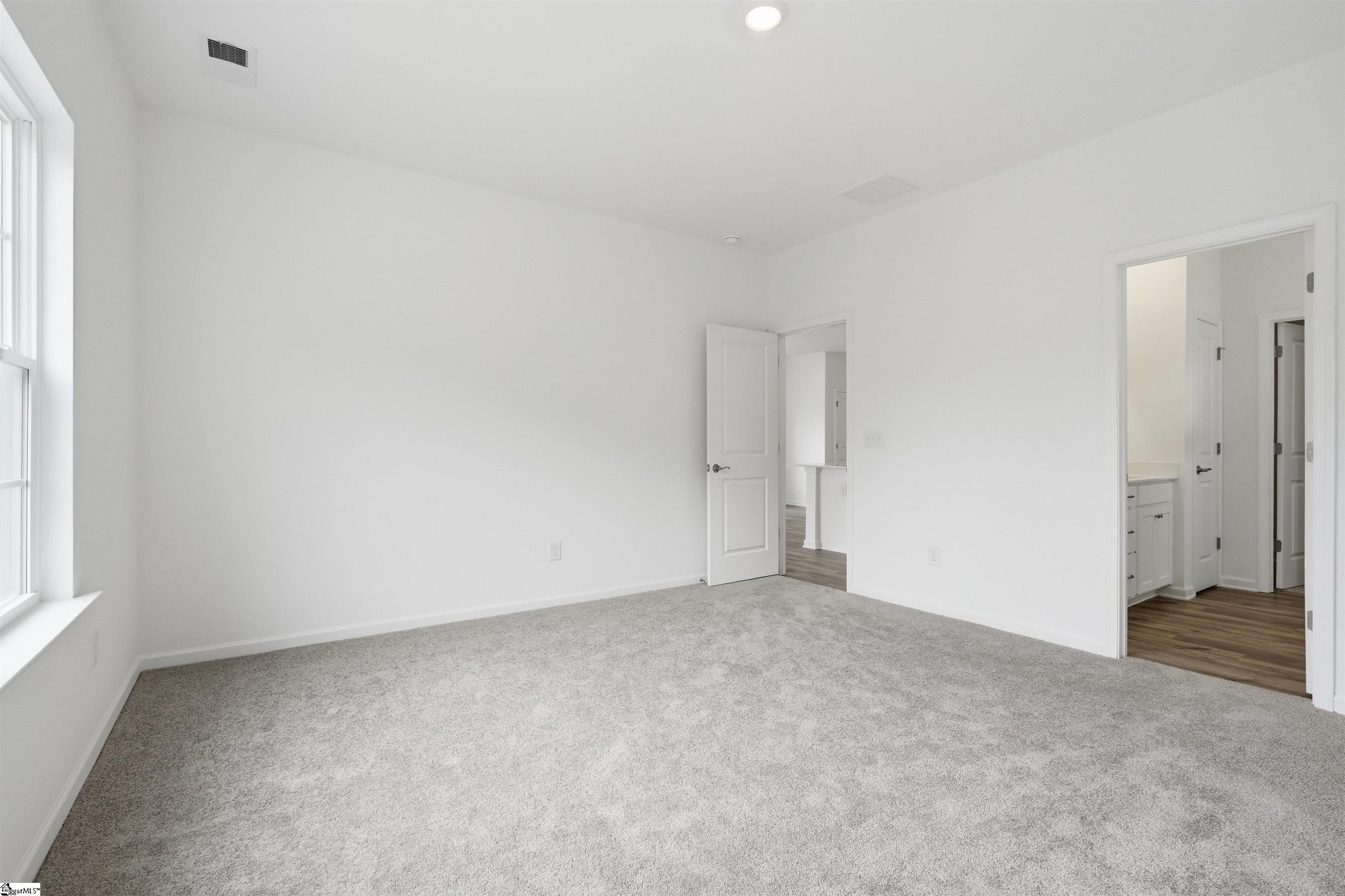 162 Farmwell Drive Property Photo 28