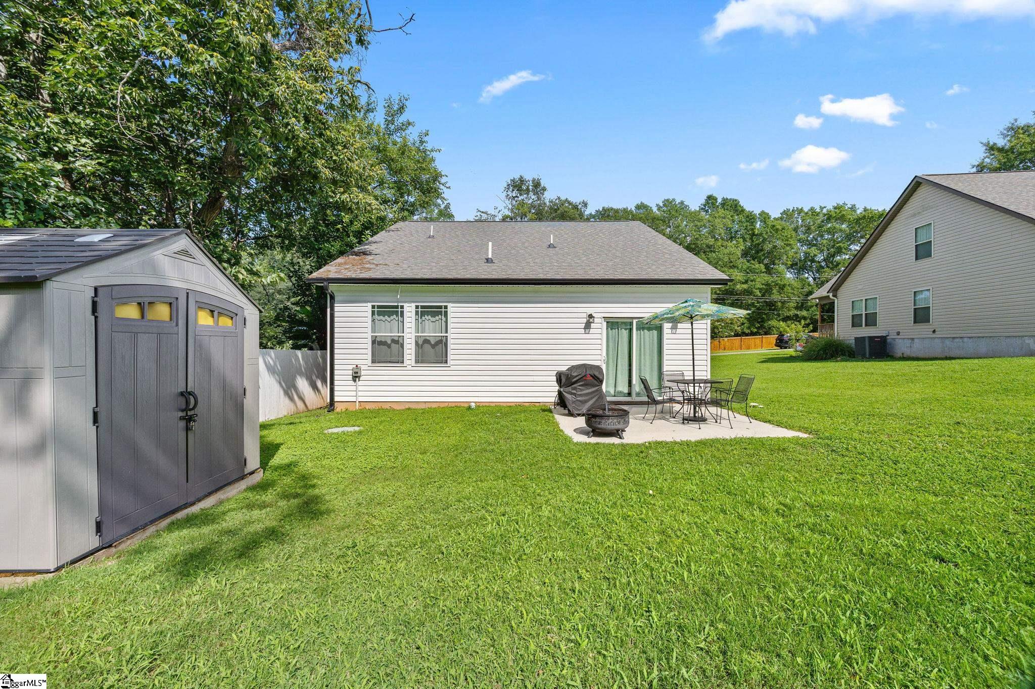 223 Eastland Drive Property Photo 29