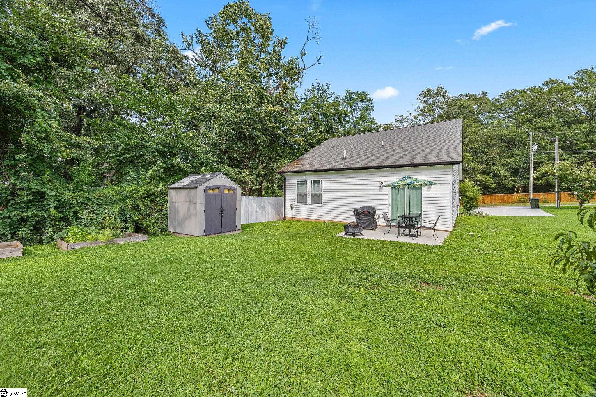 223 Eastland Drive Property Photo 31
