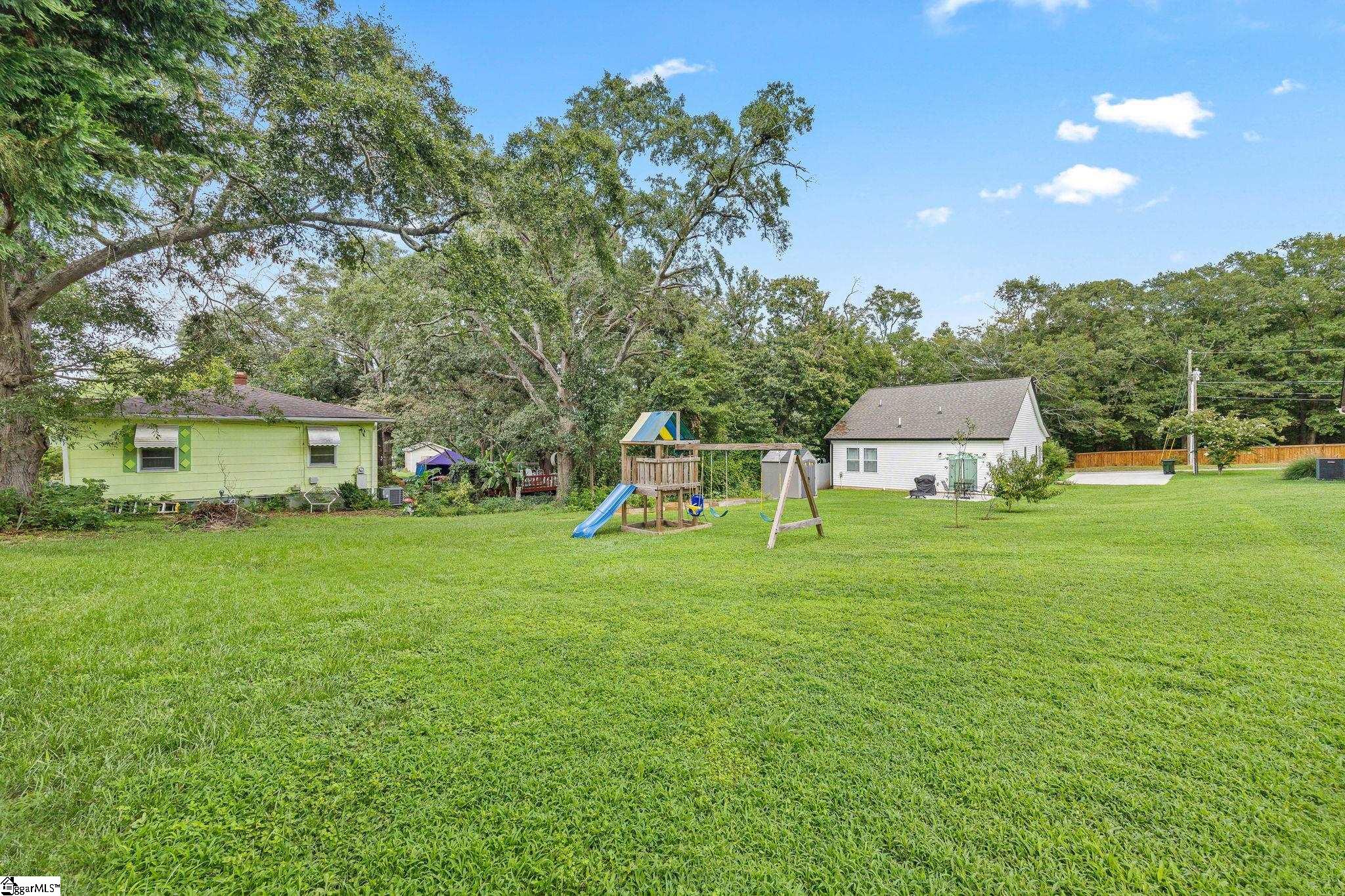 223 Eastland Drive Property Photo 33