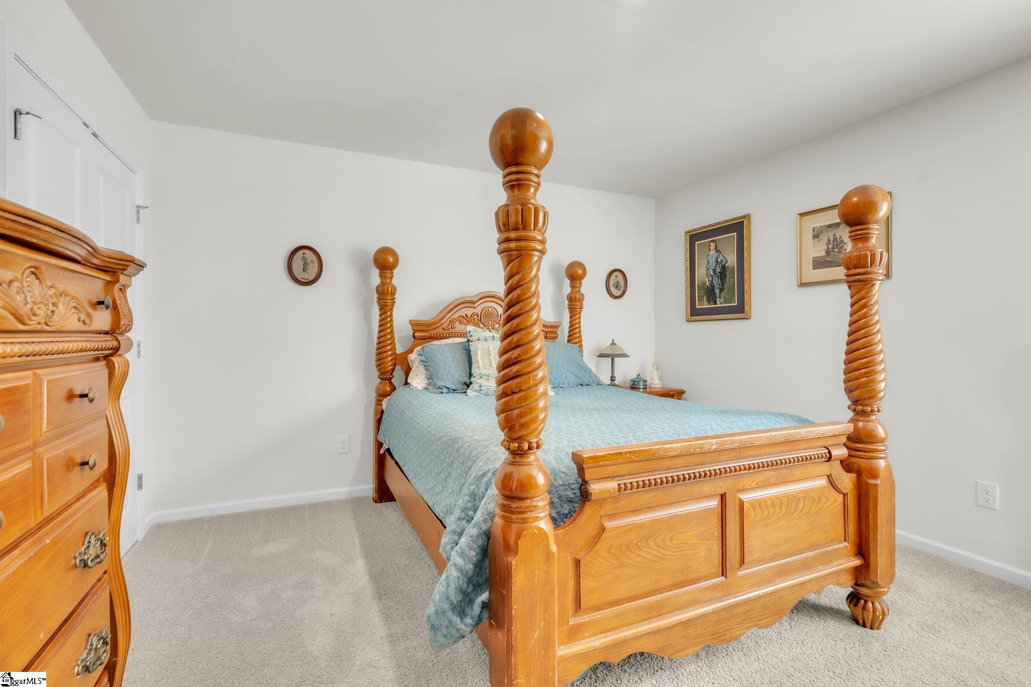 1080 Yearling Way Property Photo 16