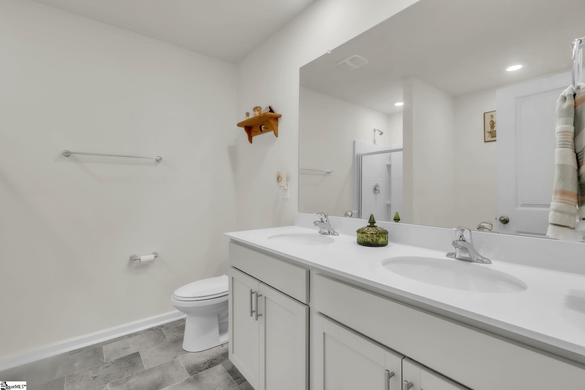 1080 Yearling Way Property Photo 25