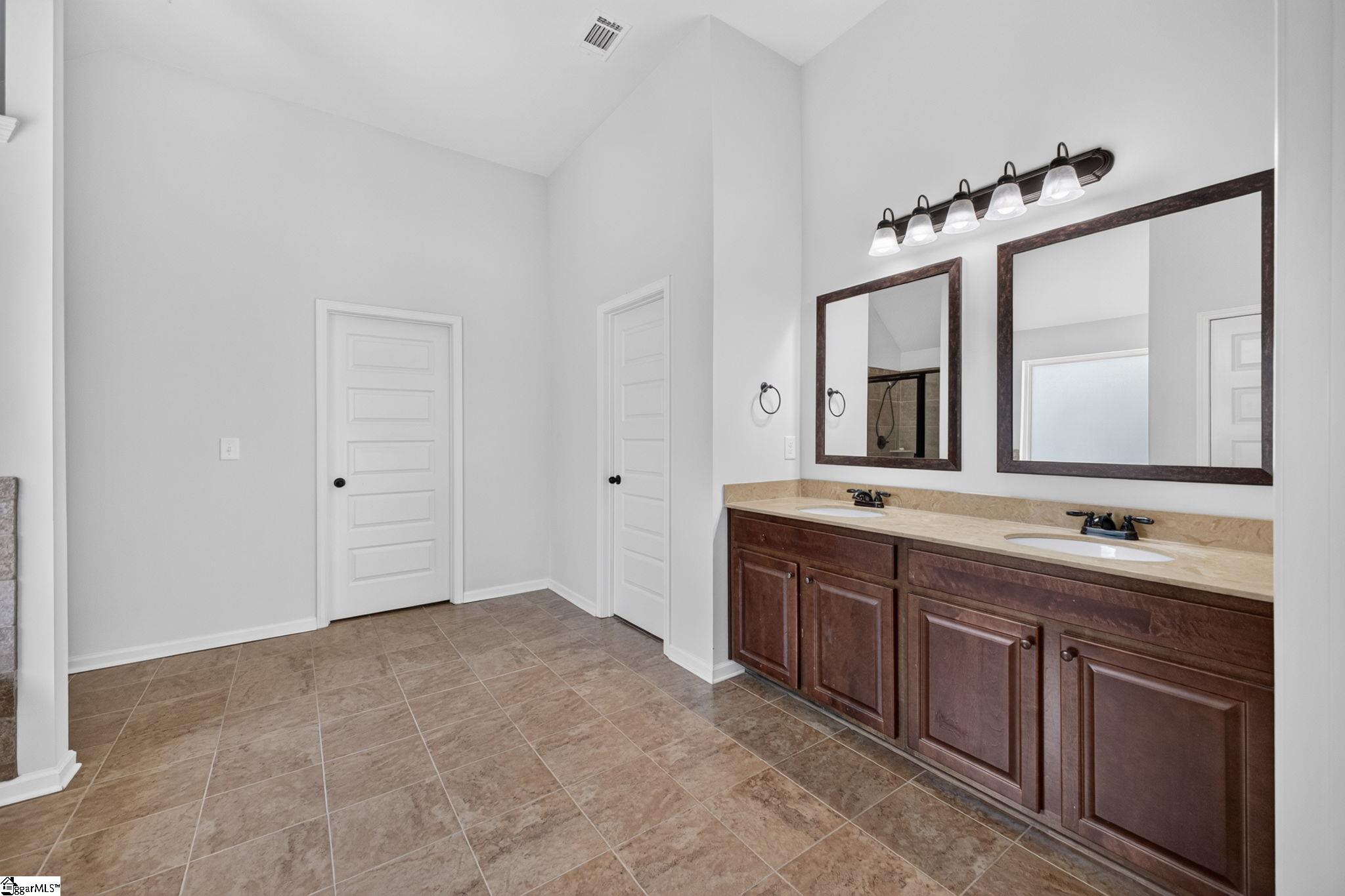 4 Gorham Court Property Photo 45