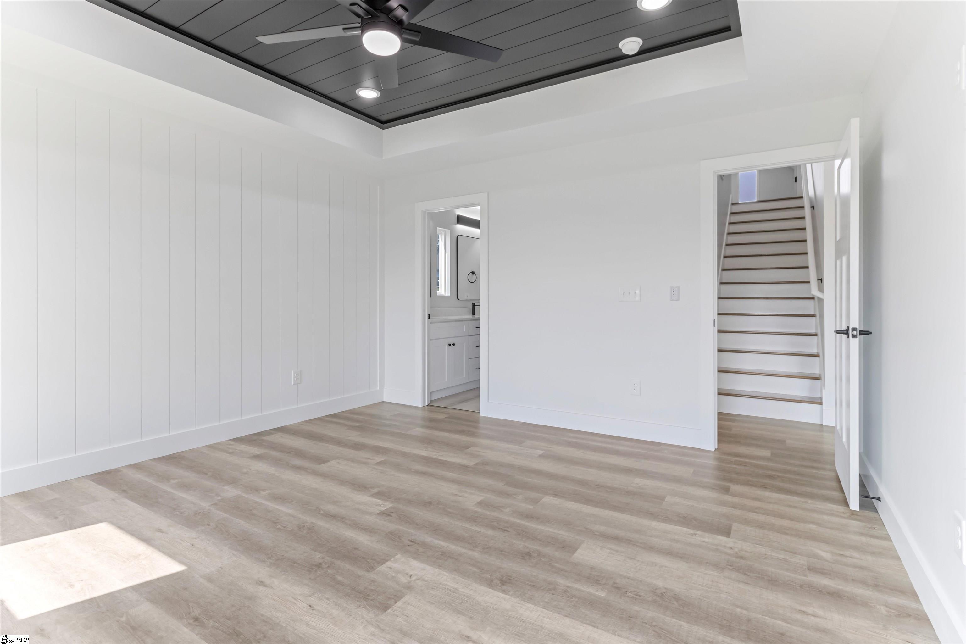 2019 Meadow Glen Court Property Photo 17