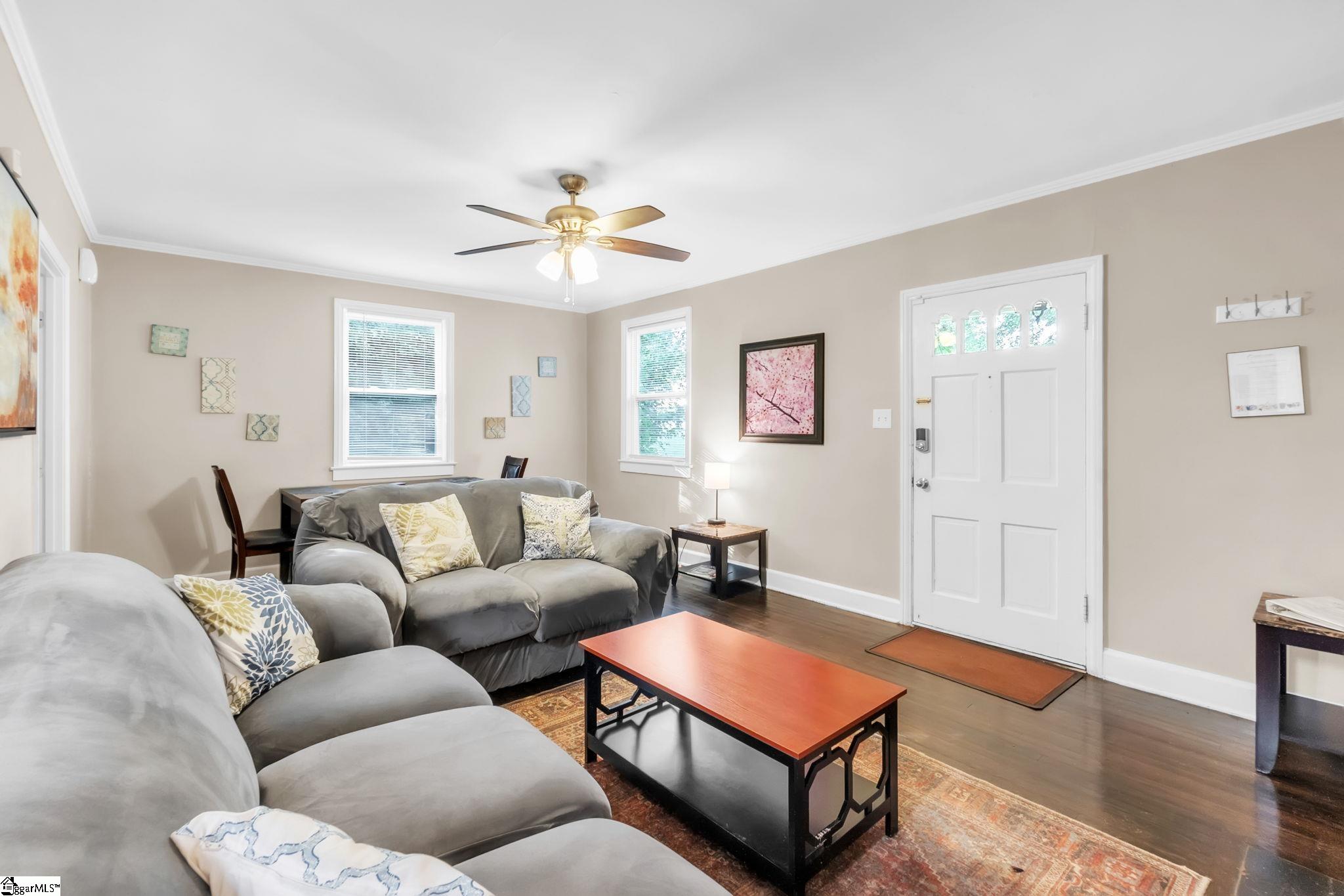 112 Cornell Street Property Photo 3
