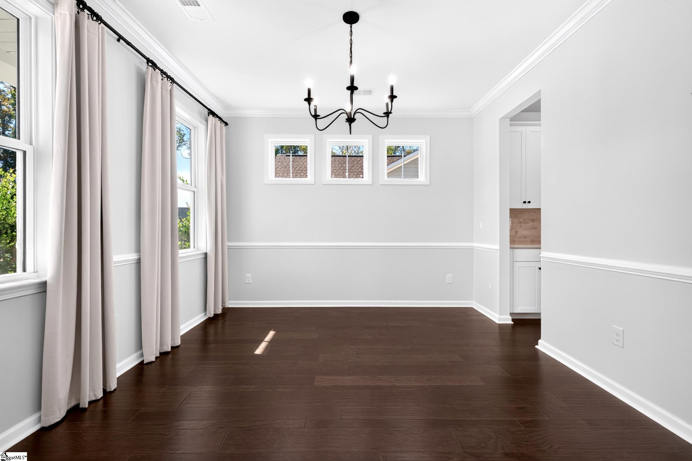 200 Armitage Way Property Photo 13