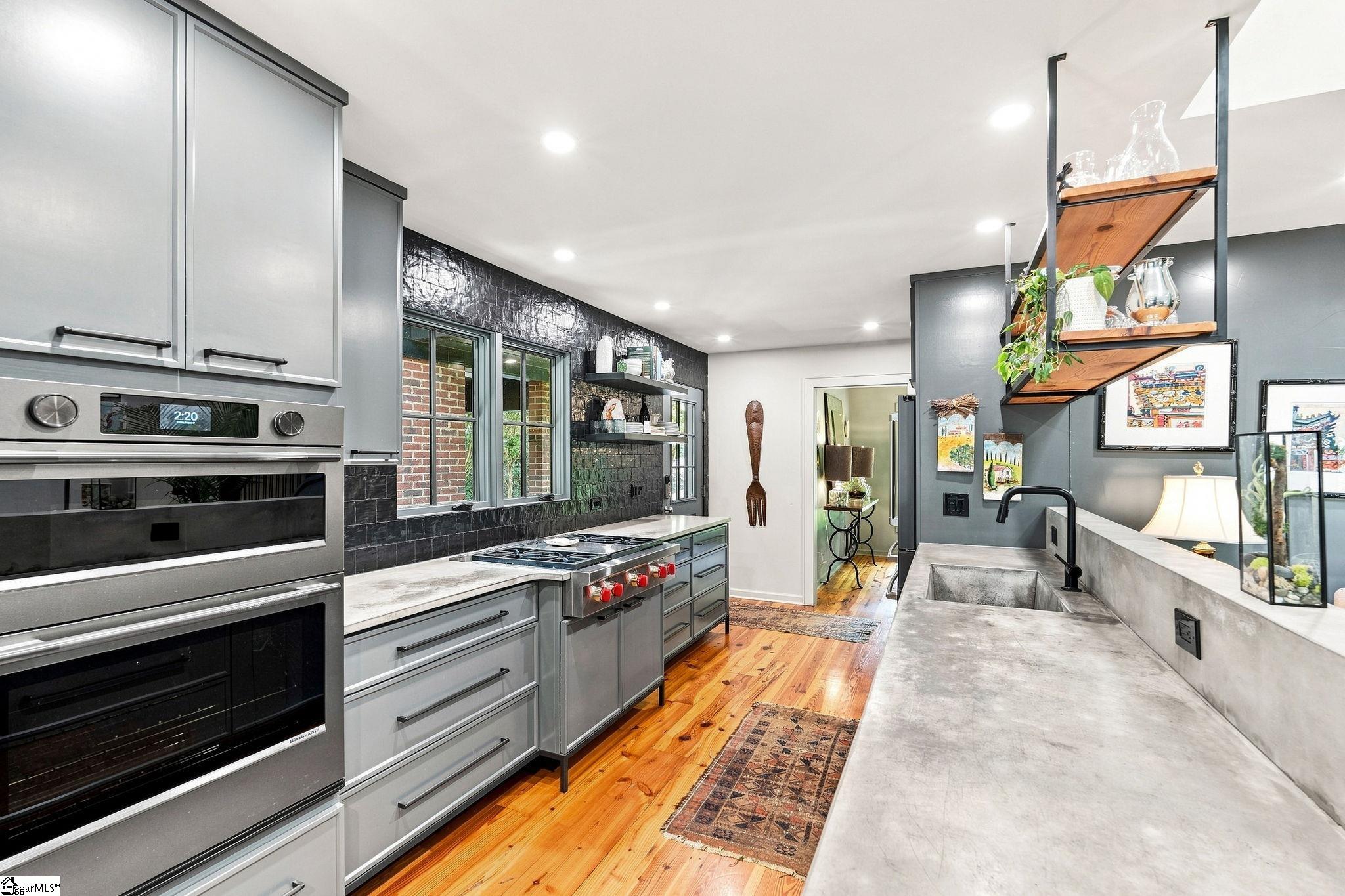 10 Marshall Court Property Photo 9