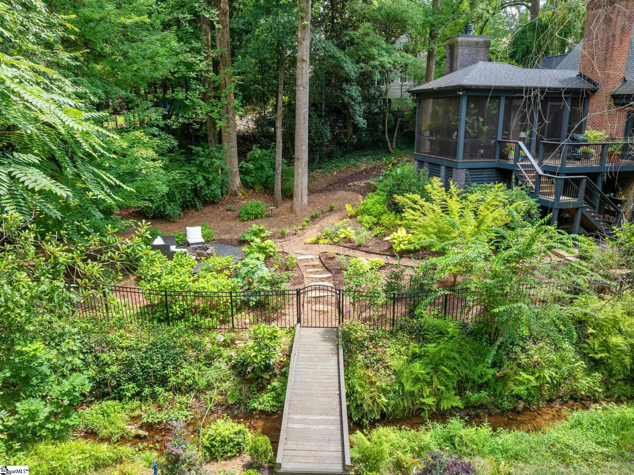 10 Marshall Court Property Photo 45
