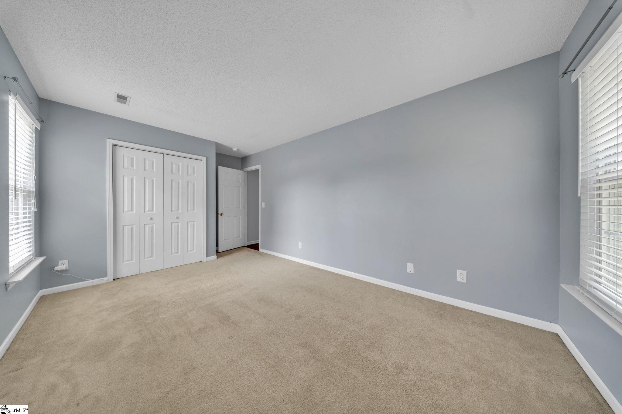 5 Earleigh Court Property Photo 5