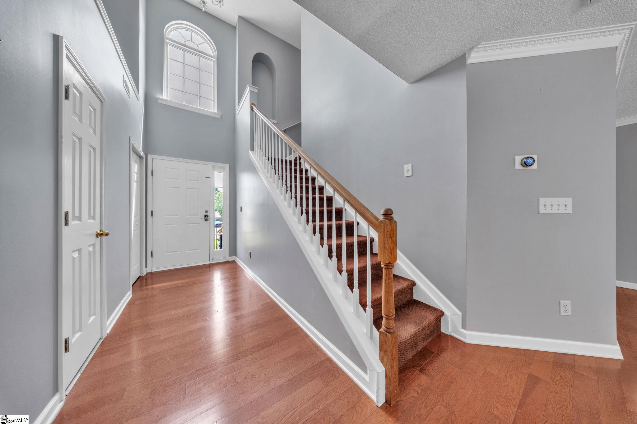 5 Earleigh Court Property Photo 6