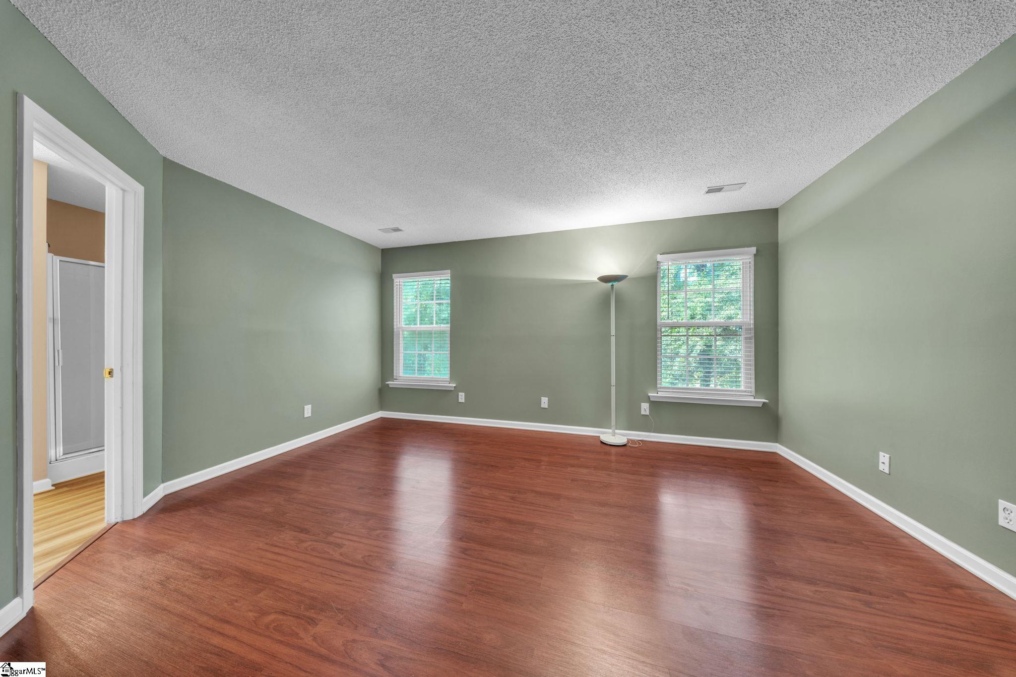 5 Earleigh Court Property Photo 11