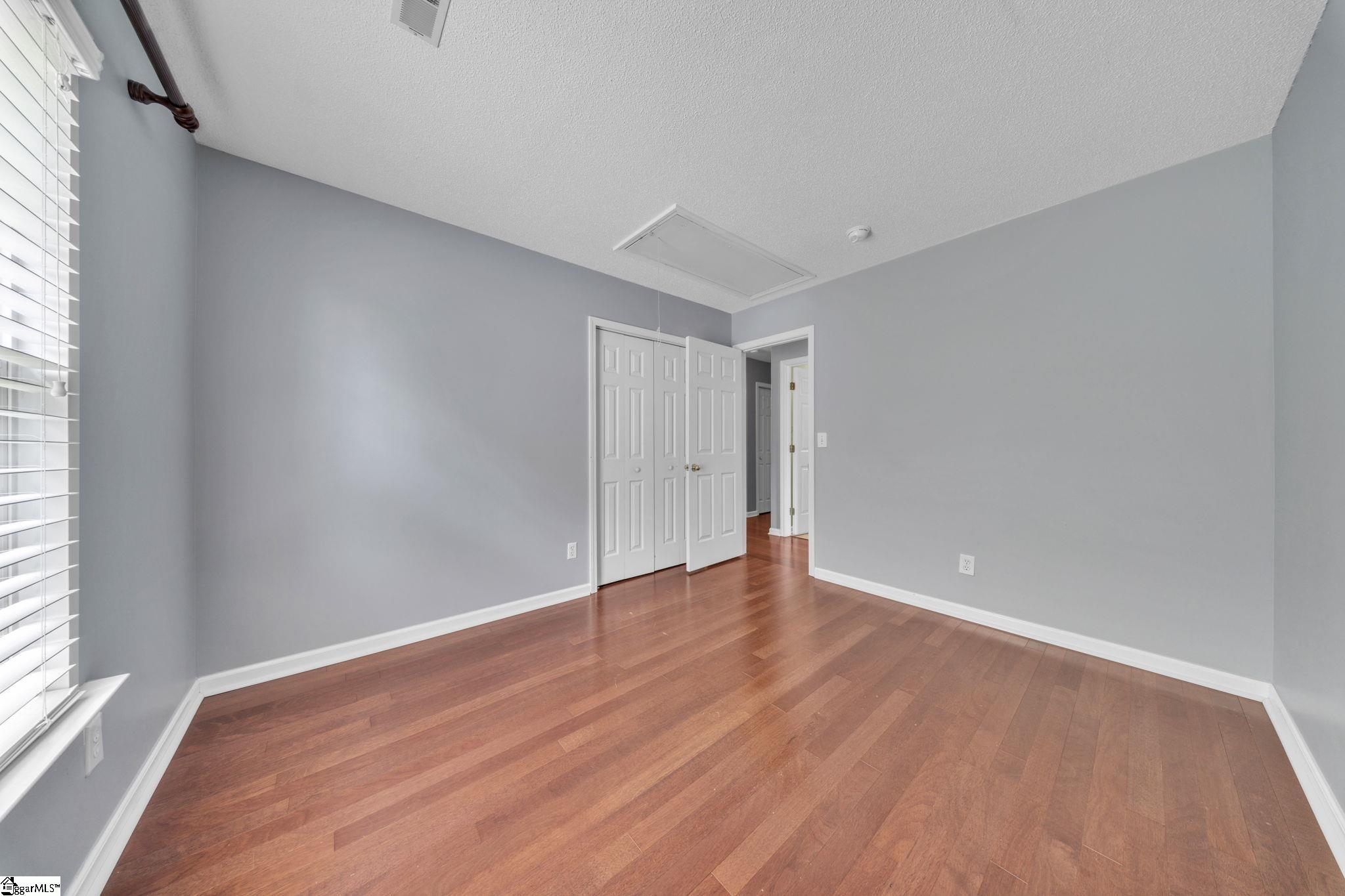 5 Earleigh Court Property Photo 16